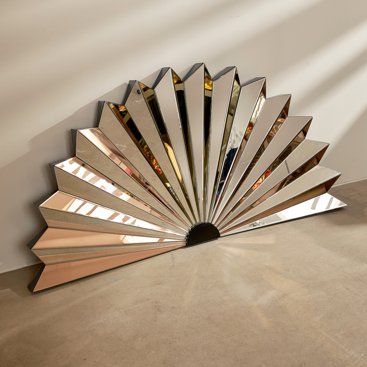 Fan Mirror