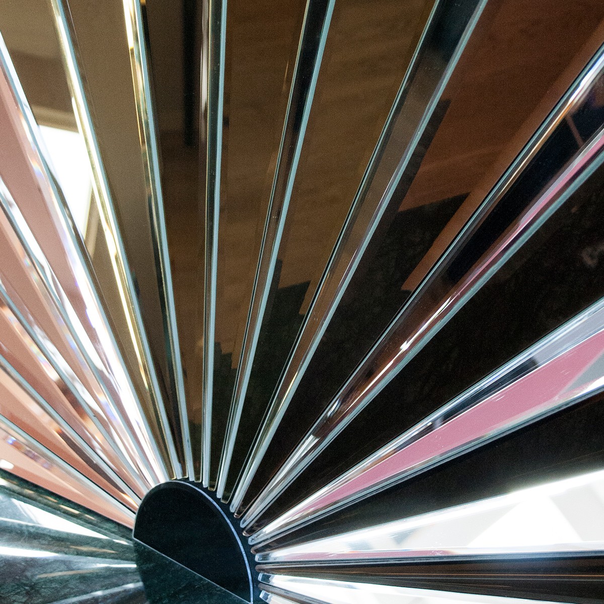 Fan Mirror