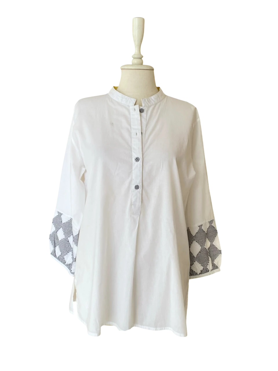 BEYAZ - SİYAH PATCHWORK DETAYLI BLUZ