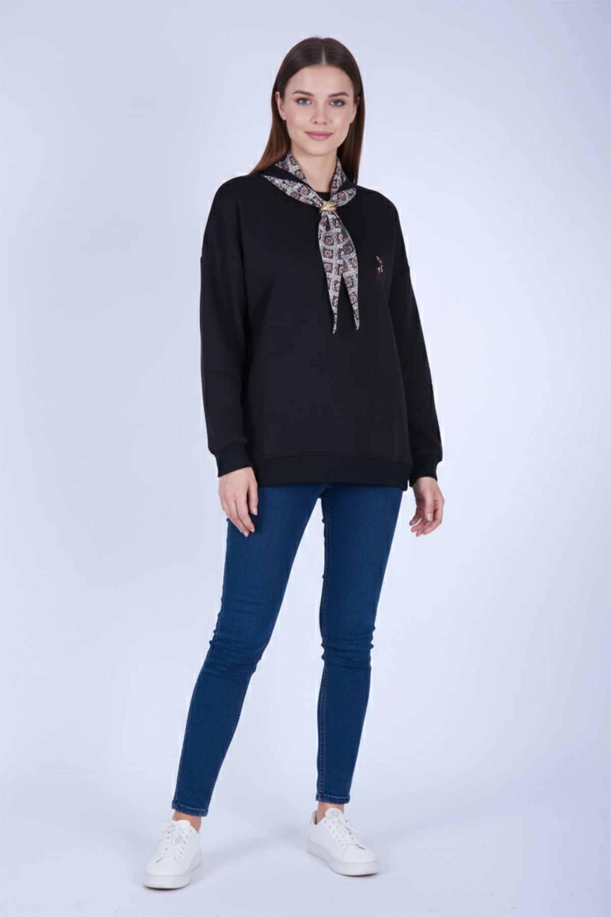 Fular Aksesuarlı Bambi Nakışlı Oversize Sweatshirt