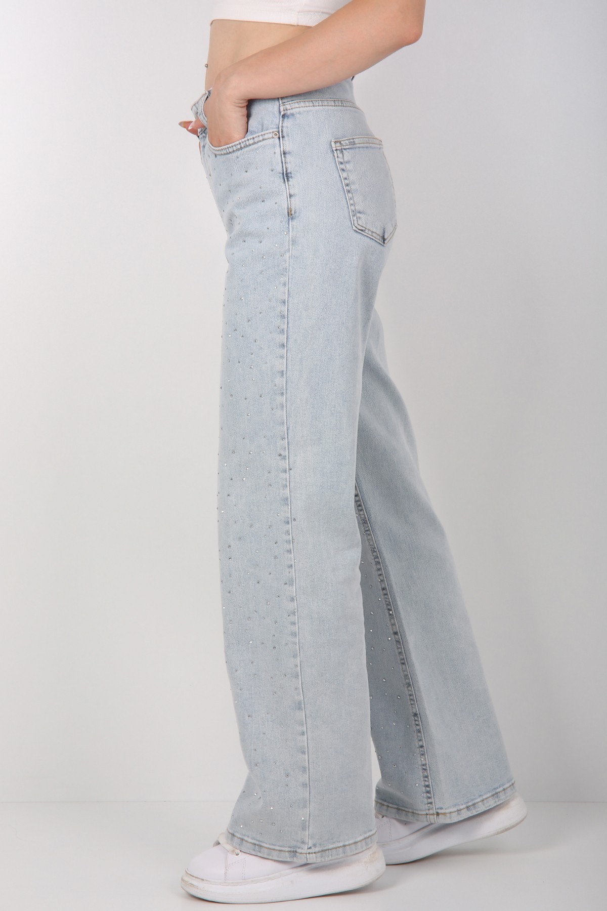 Boru Paça Taşlı Jean