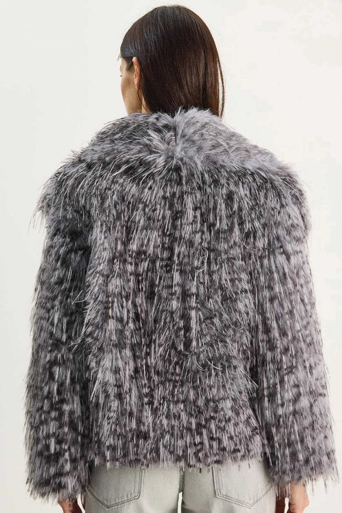 Kadın Geniş Yaka Püsküllü Premium Kürk Ceket 