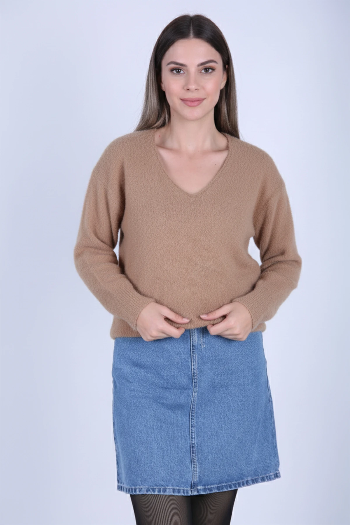 V Yaka Uzun Kollu Sakallı Triko Kazak