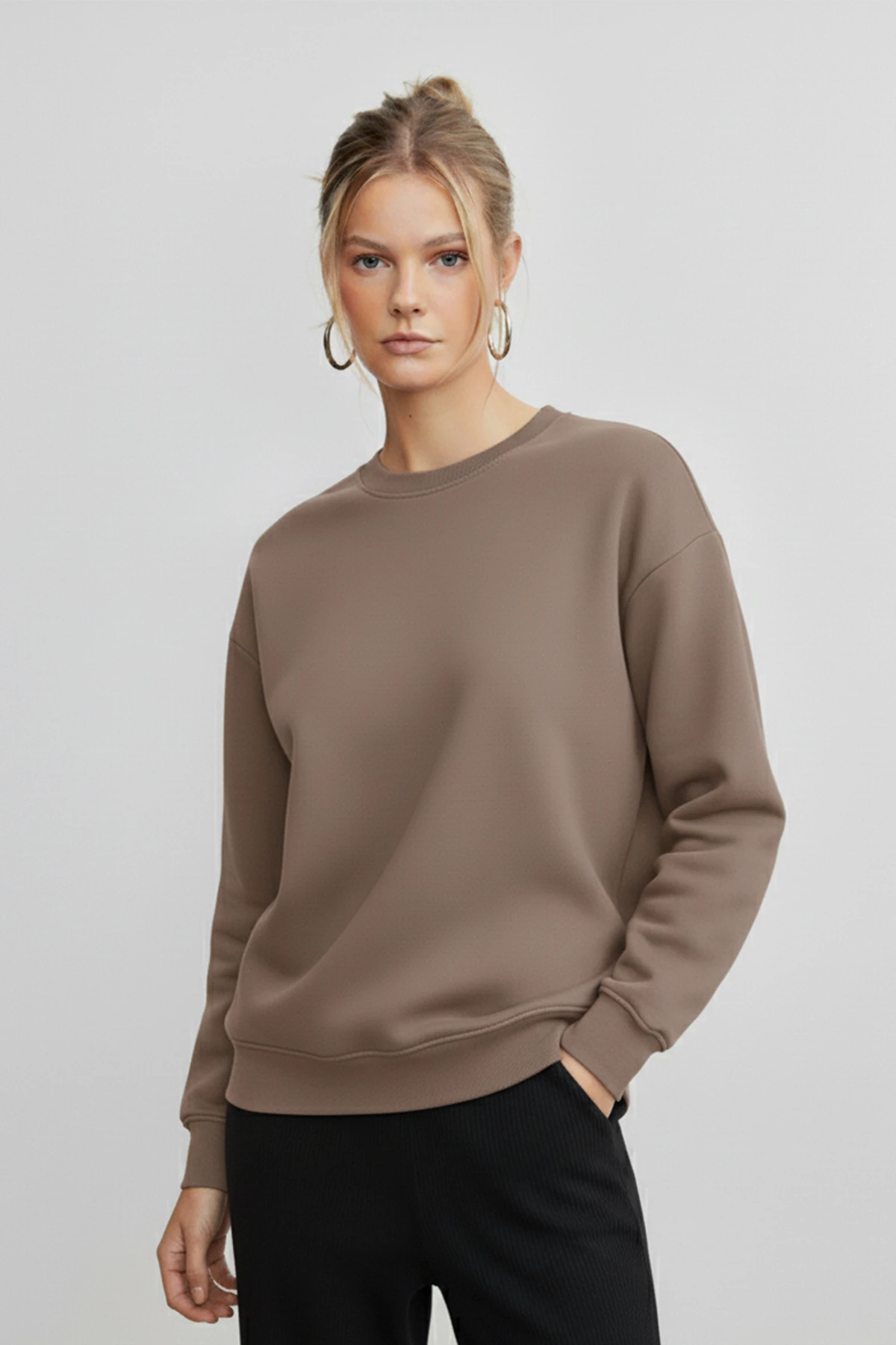 Bisiklet Yaka Oversize Uzun Kollu Sweatshirt 