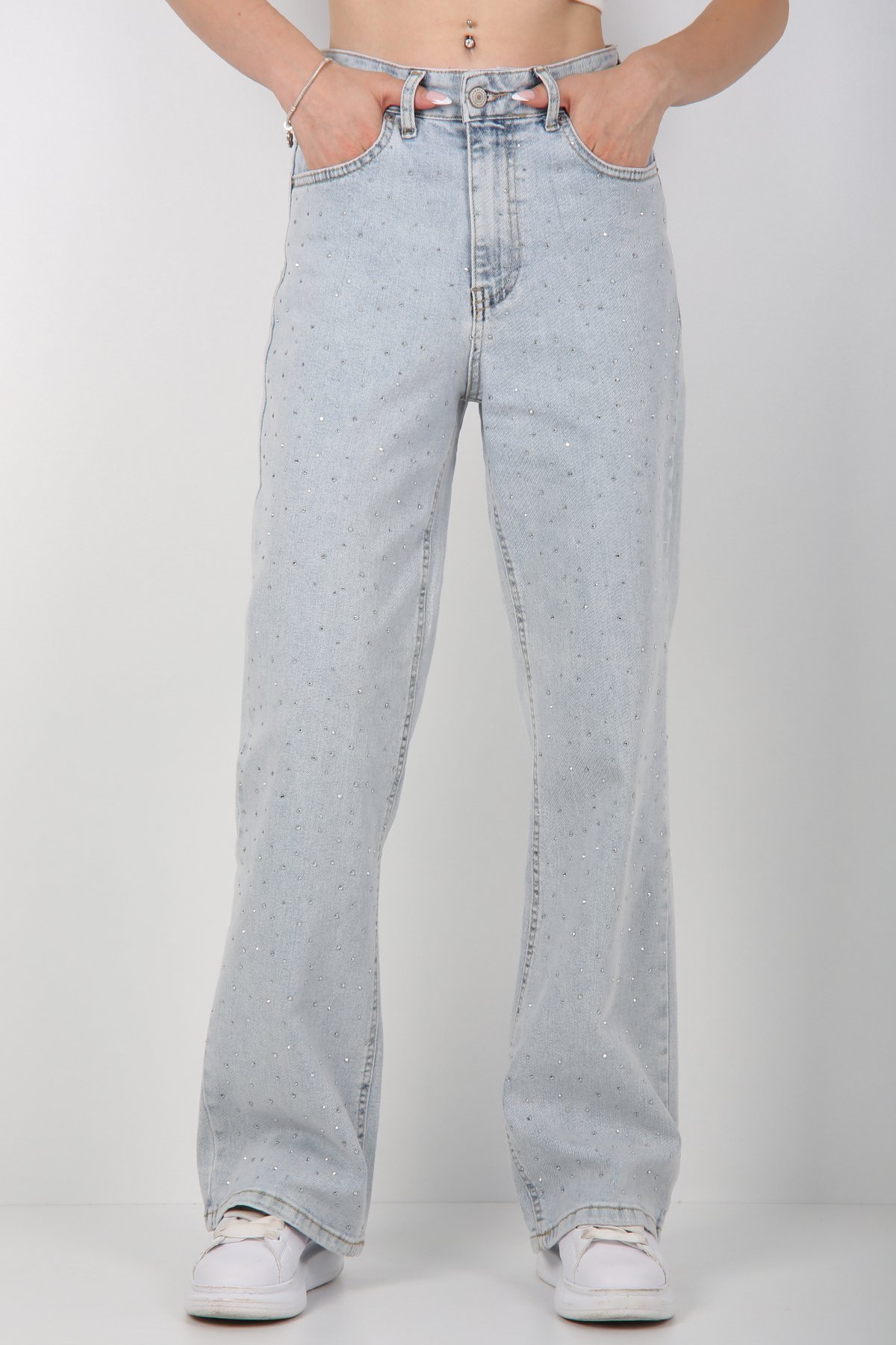 Boru Paça Taşlı Jean