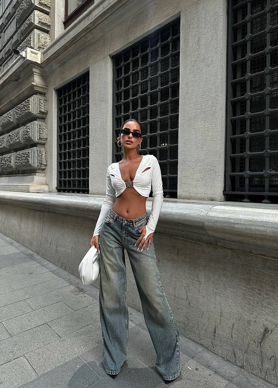 Ida Metal Aksesuarlı Croptop