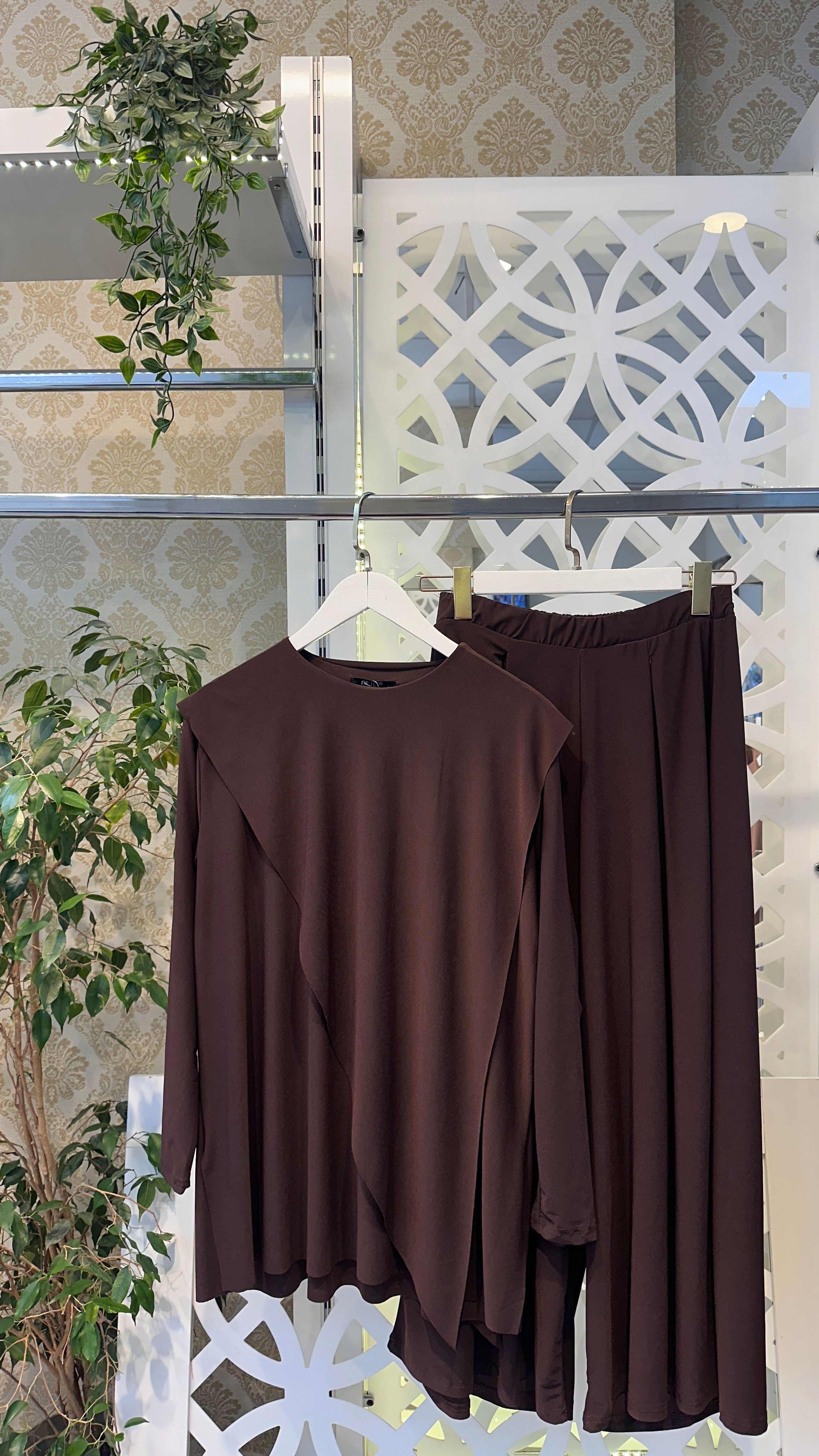 ÇAPRAZ MODEL PANTOLONLU TAKIM  - Acı kahve
