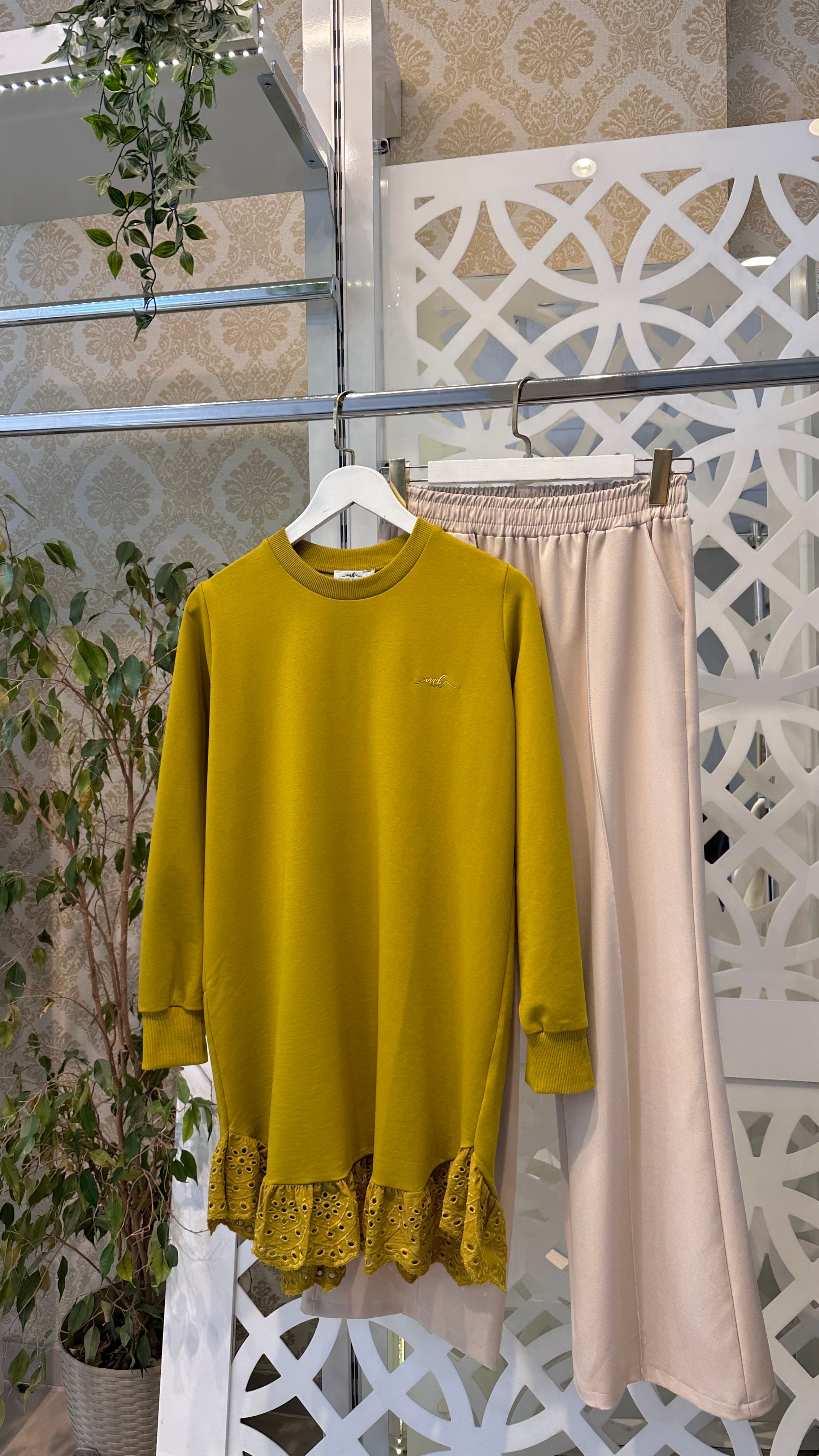 Etek ucu dantelli Mk Sweat  - Yağ yeşili