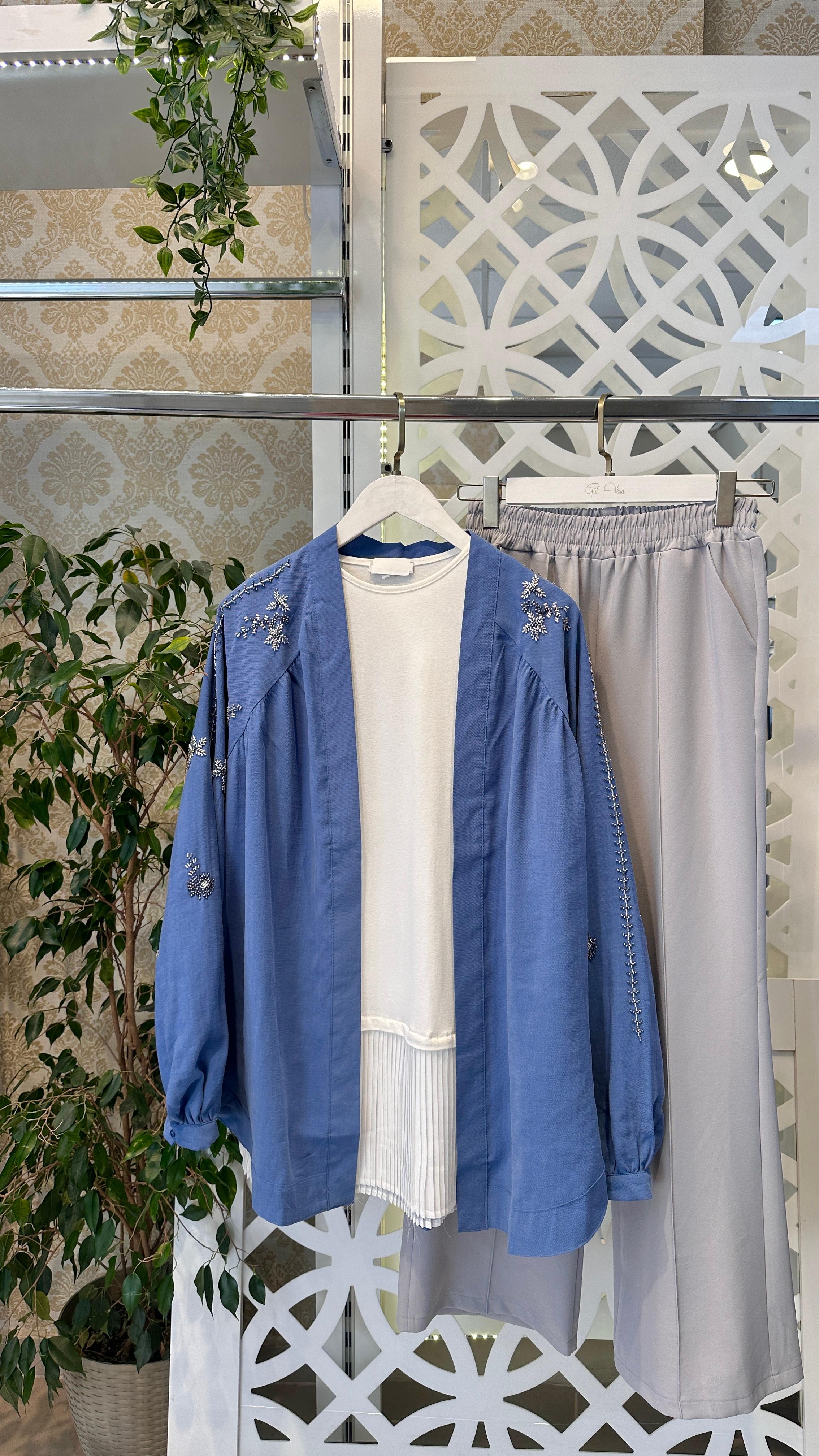 İşlemeli indigo kimono