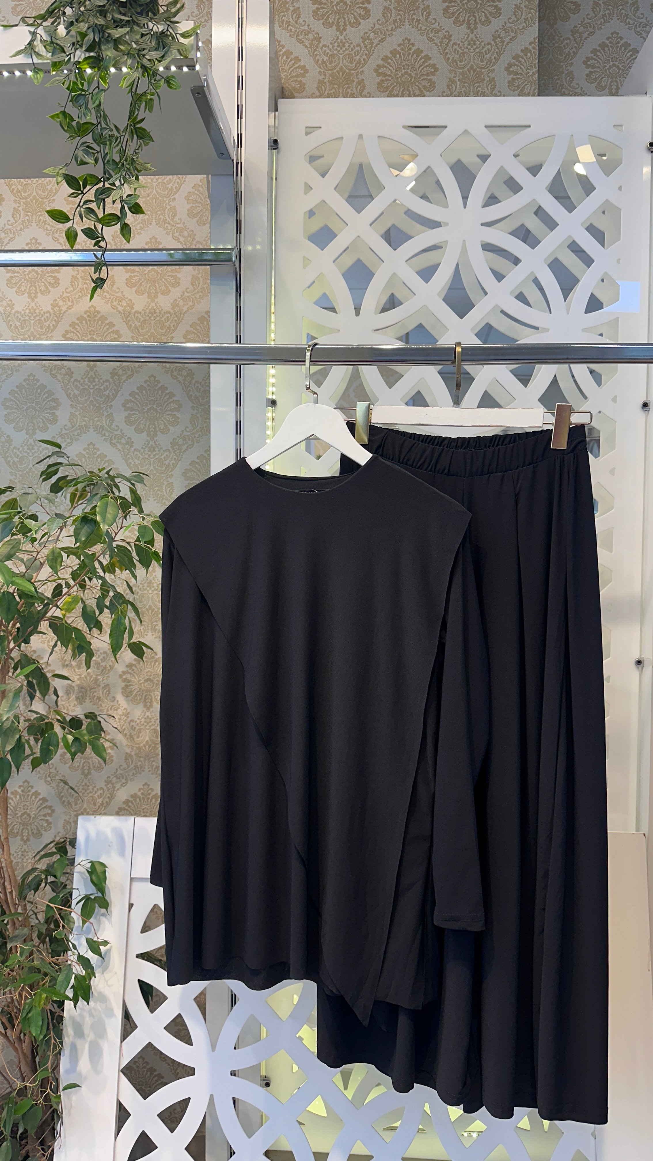 ÇAPRAZ MODEL PANTOLONLU TAKIM  - Siyah