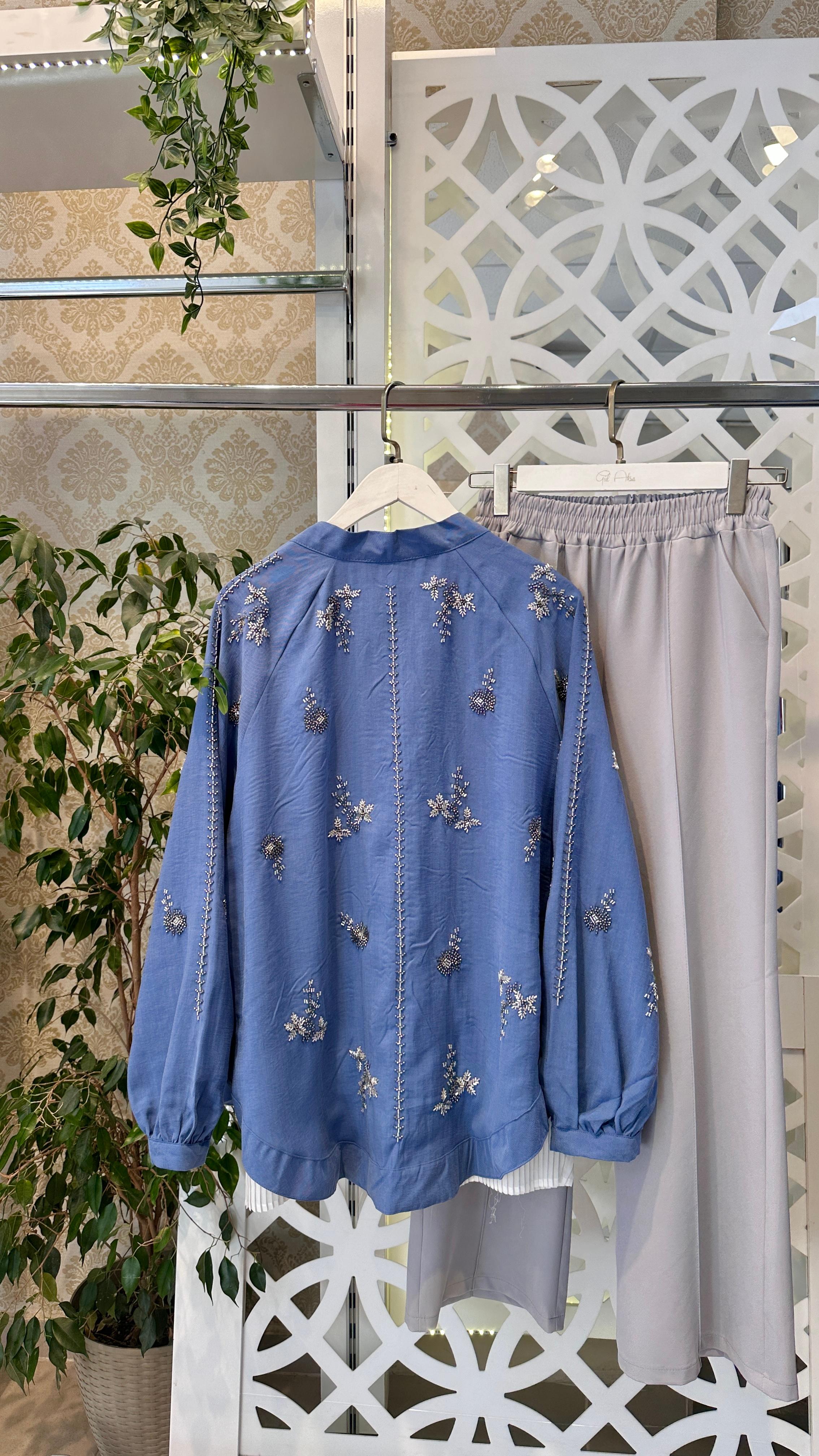 İşlemeli indigo kimono - İndigo