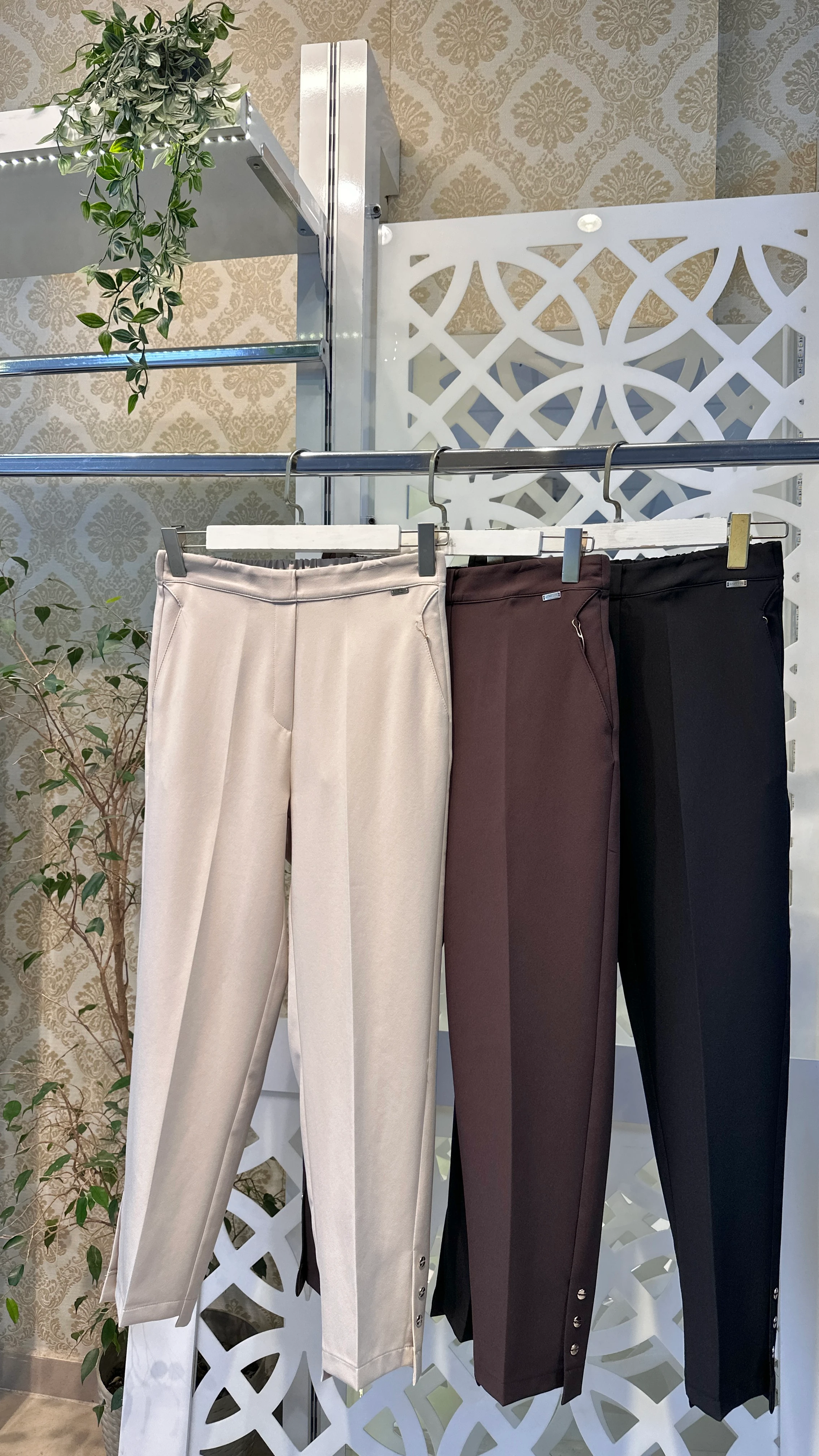 Paça düğme detaylı krep pantolon 