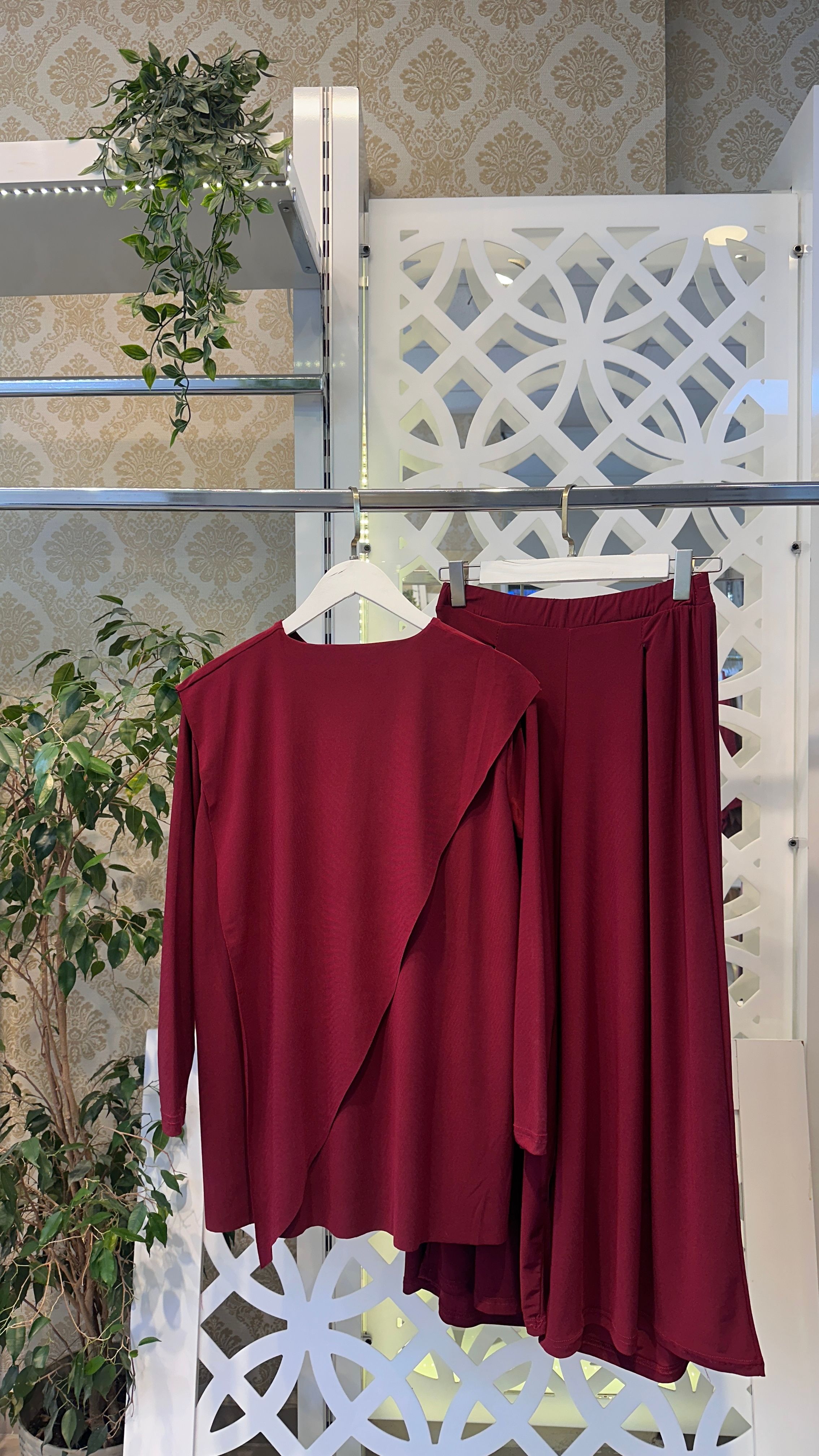 ÇAPRAZ MODEL PANTOLONLU TAKIM 