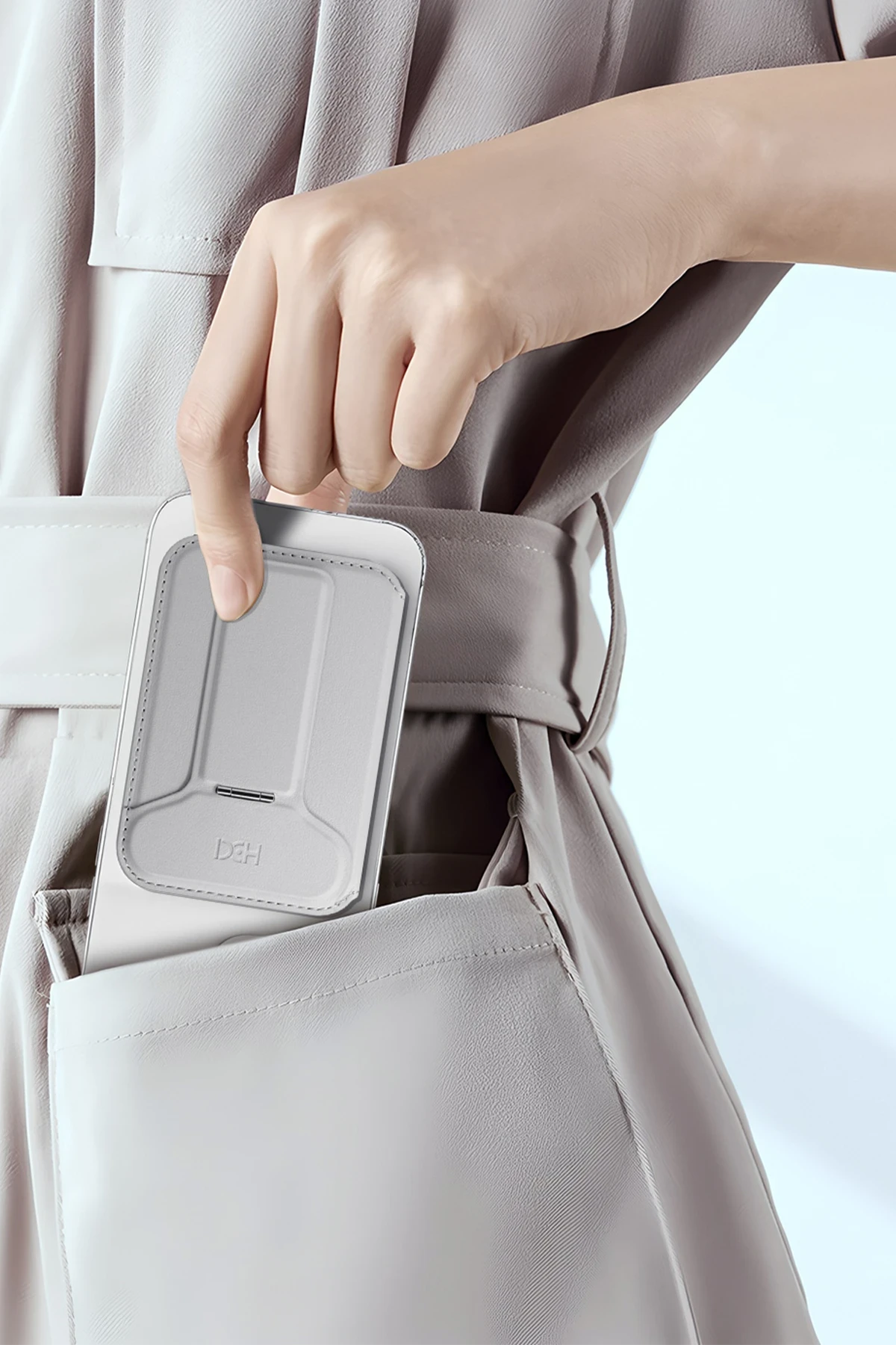 HDD HS-021 Stant Özellikli Magsafe Kartlık - Titan Gri