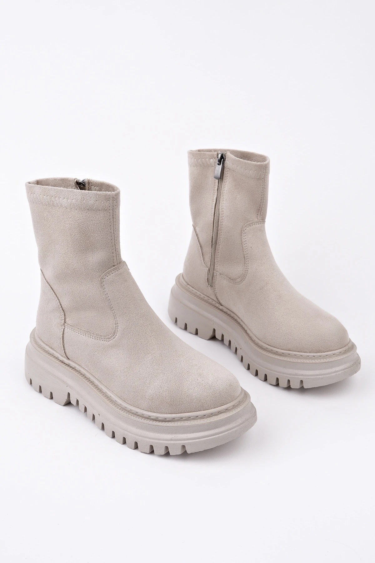 Muggo SUEVA Süet Kalın Taban Fermuarlı Kadın Bot