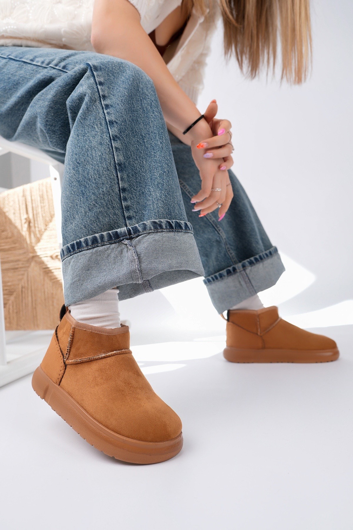 Muggo TAZZY Kadın Kalın Taban İçi Tüylü Günlük Mini Yarım Bot