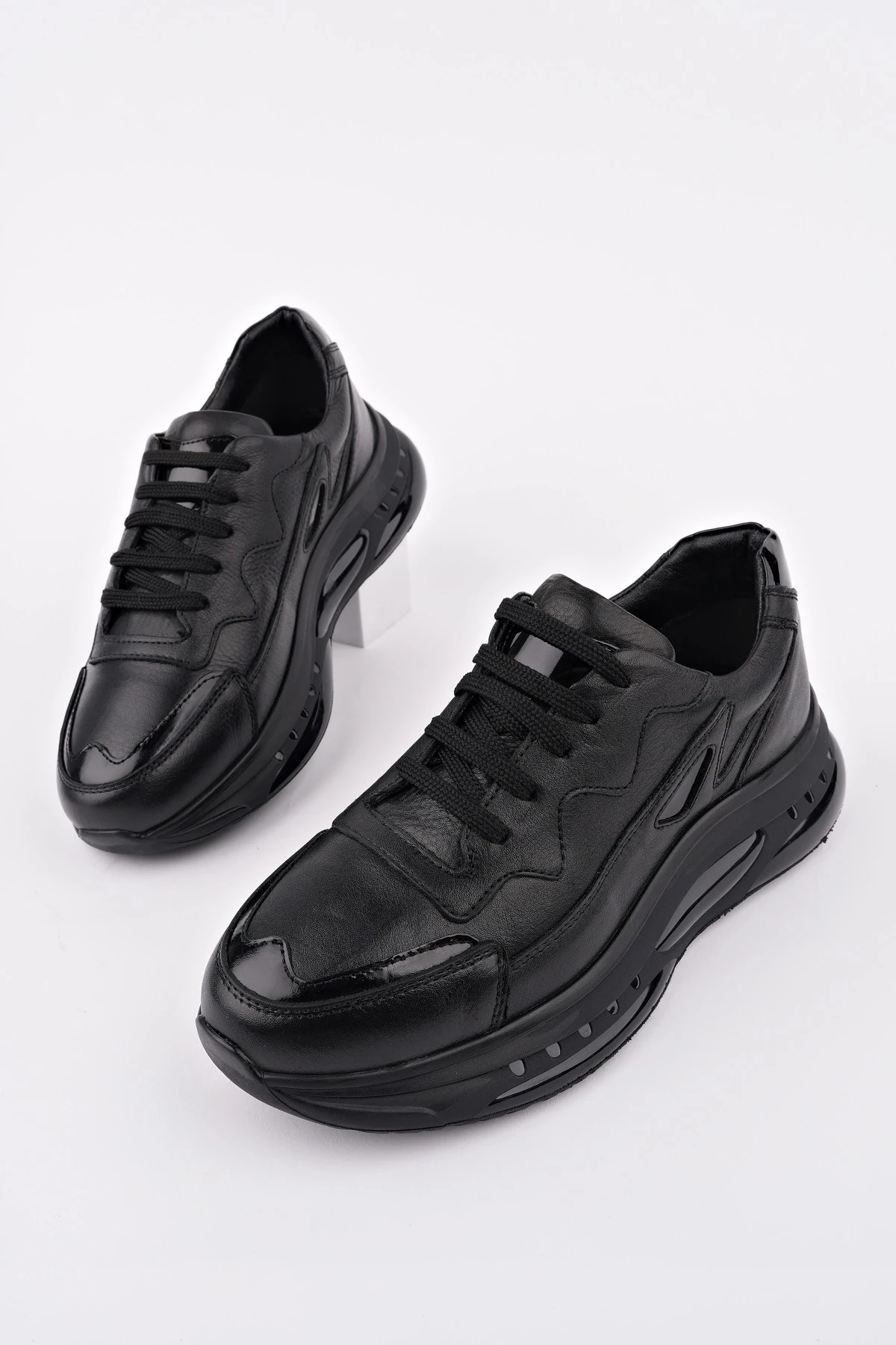 Muggo POWER Bağcıklı Hakiki Deri Kalın Taban Erkek Günlük Sneaker Spor Ayakkabı