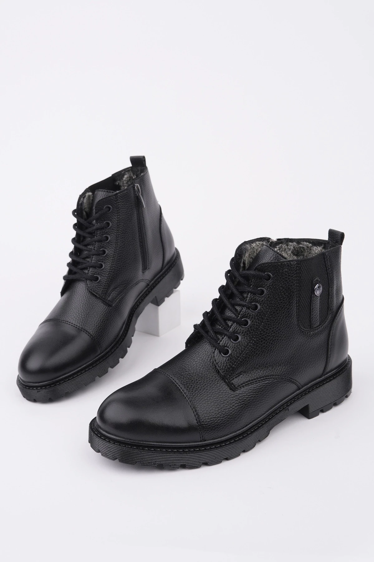 Muggo RAFA Fermuarlı Bağcıklı Kürklü Erkek Bot  - SİYAH