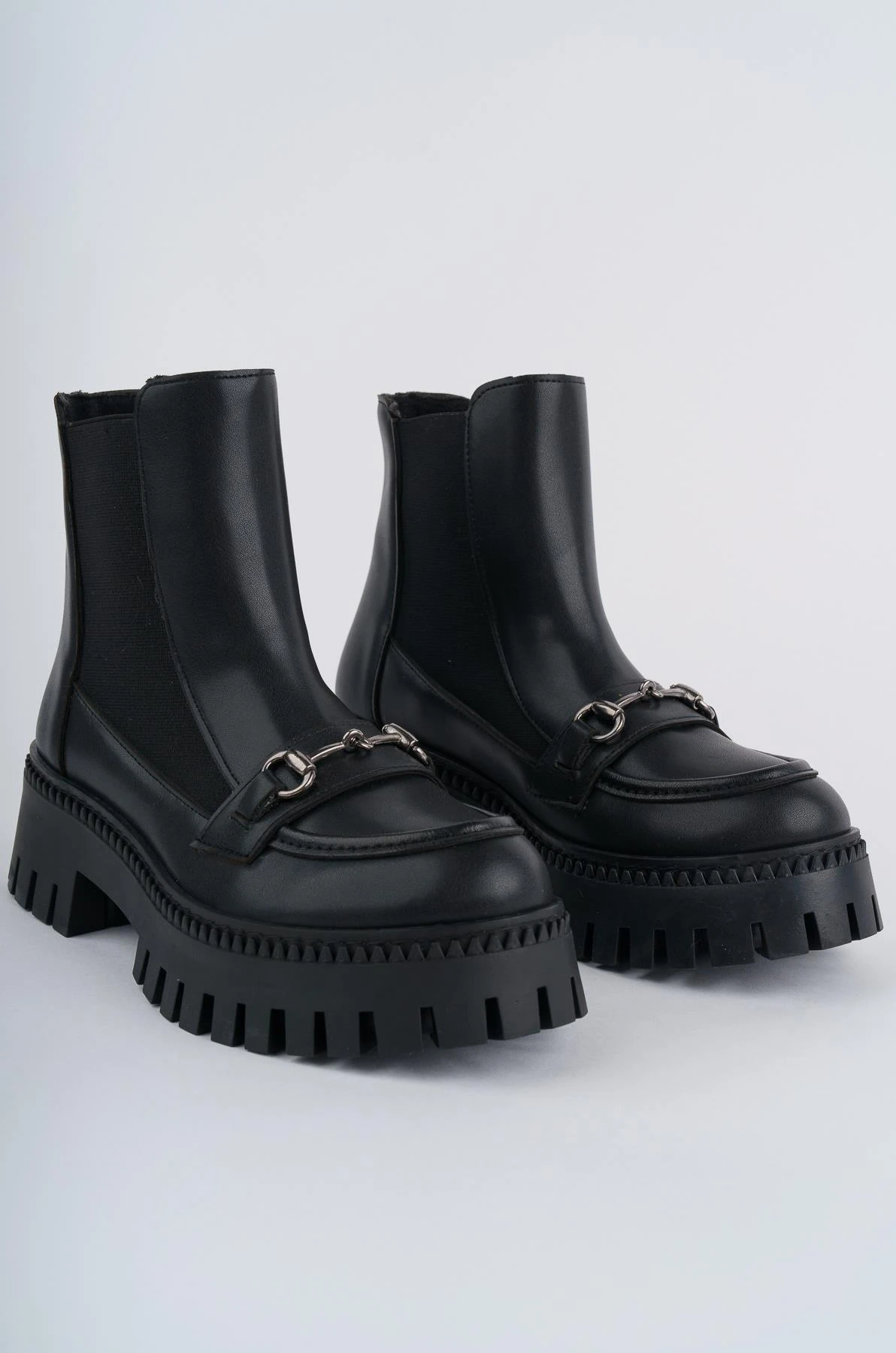 Muggo VESPER Garantili Tokalı Kalın Taban Kadın Chelsea Bot