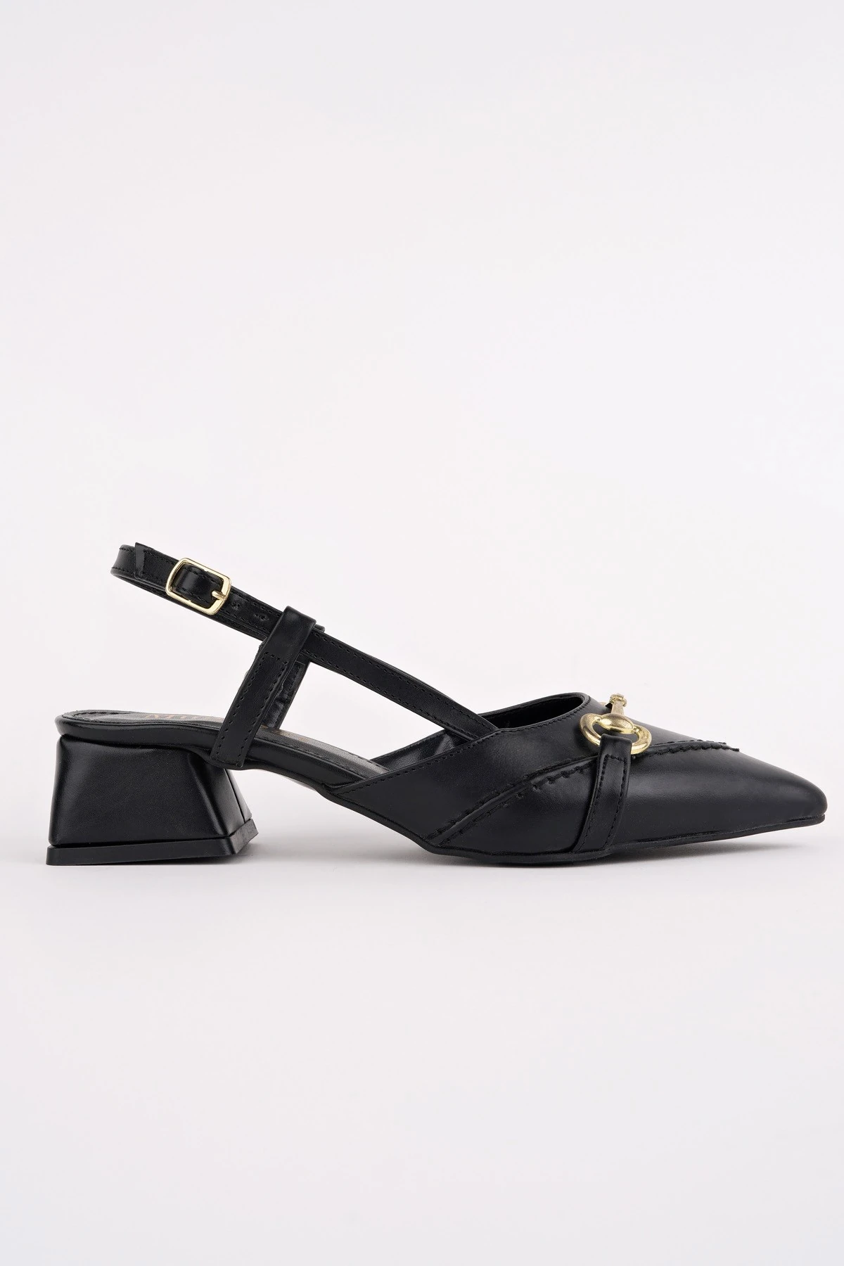 Muggo ELVİA Sivri Burun Arkası Açık Metal Aksesuarlı Kadın Kısa Topuklu Ayakkabı