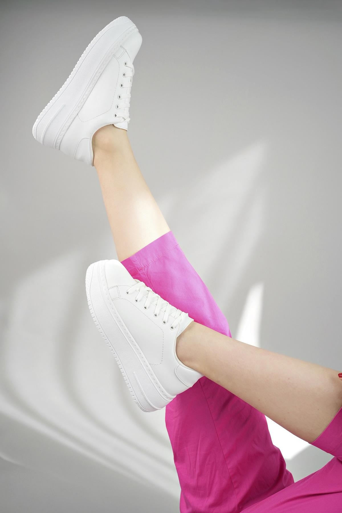 Muggo SAMBA Garantili Kadın Günlük Yüksek Taban Bağcıklı Sneaker Spor Ayakkabı - BEYAZ