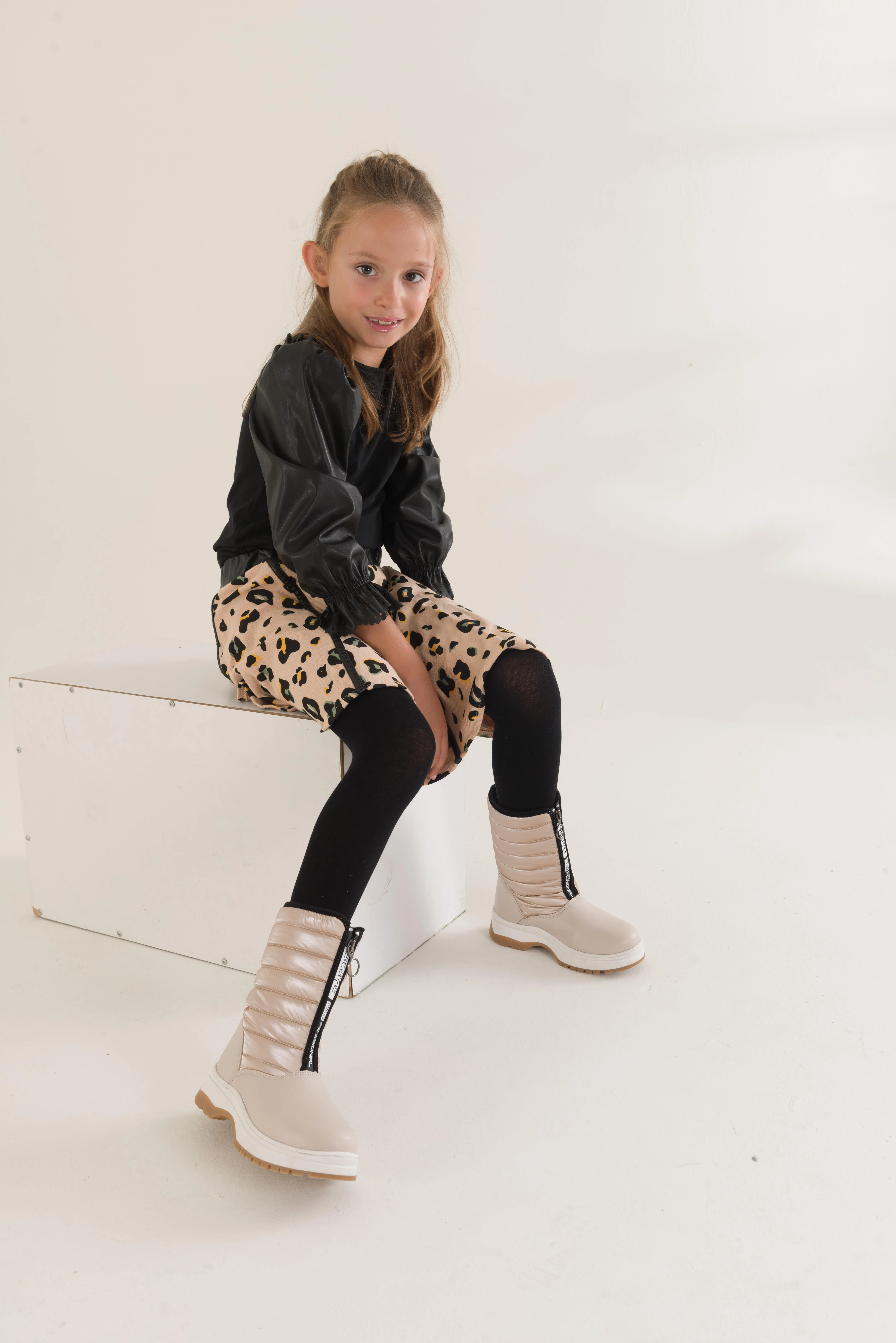 Muggo SUGAR Garantili Çocuk Unisex Rahat Kalıp Önü Fermuarlı İçi Kürklü Yağmur ve Kar Botu