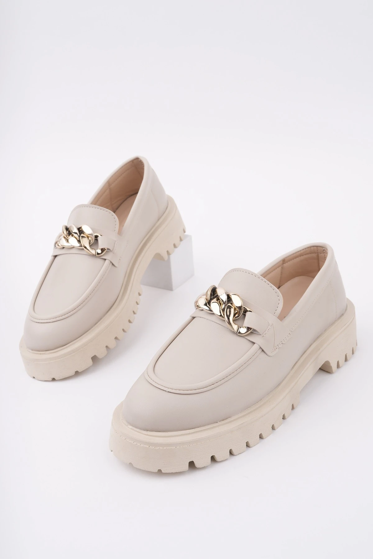 Muggo DAİLY Kalın Taban Tokalı Günlük Casual Makosen Kadın Loafer Ayakkabı