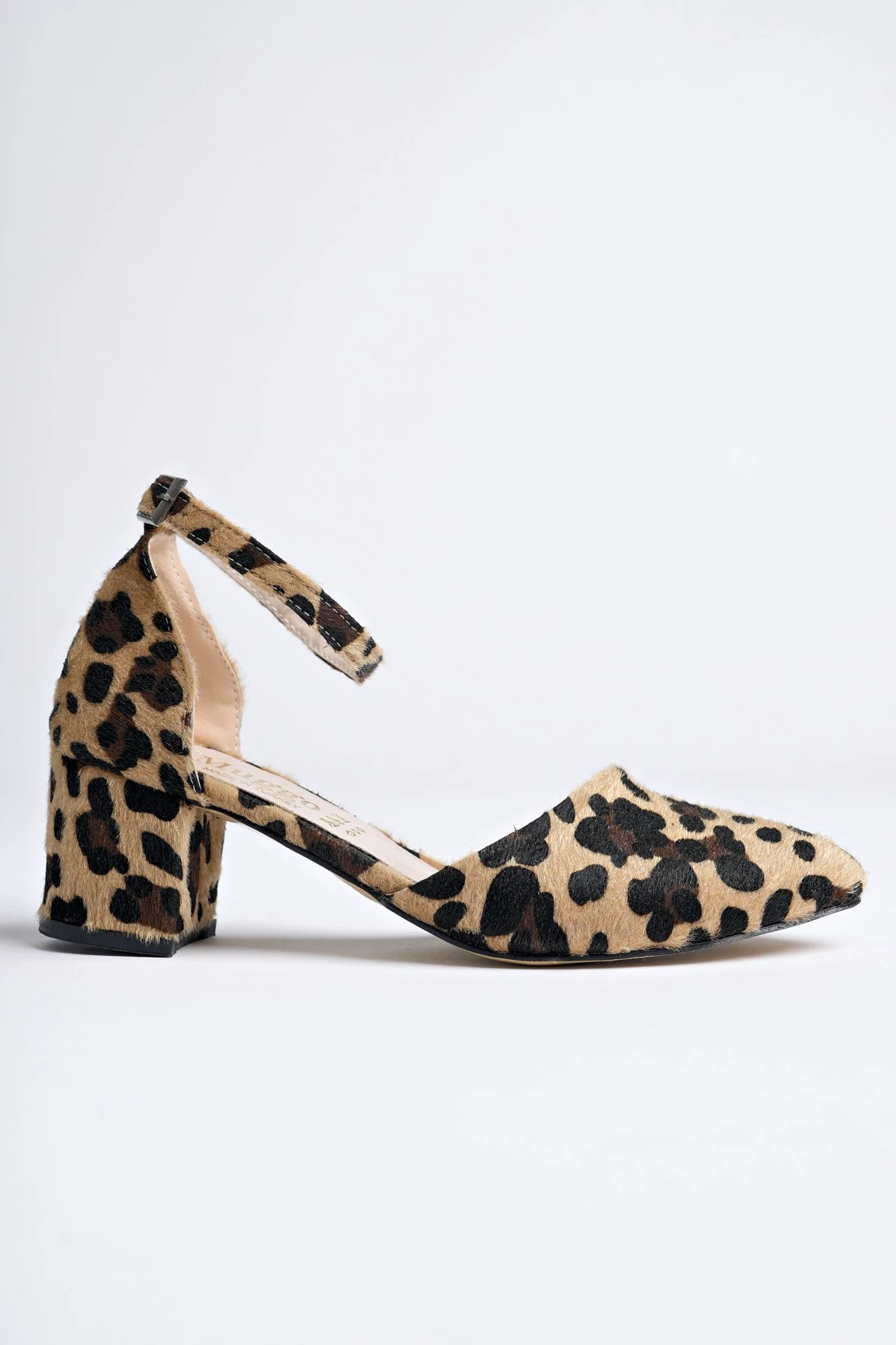 Muggo W708 Garantili Kadın Klasik Günlük Tarz Şık ve Rahat Topuklu Ayakkabı