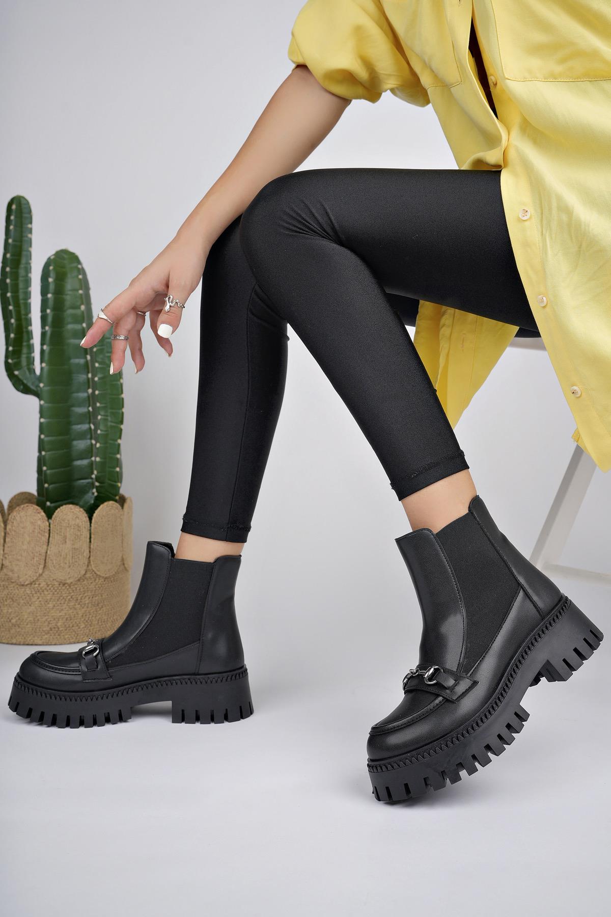 Muggo VESPER Garantili Tokalı Kalın Taban Kadın Chelsea Bot