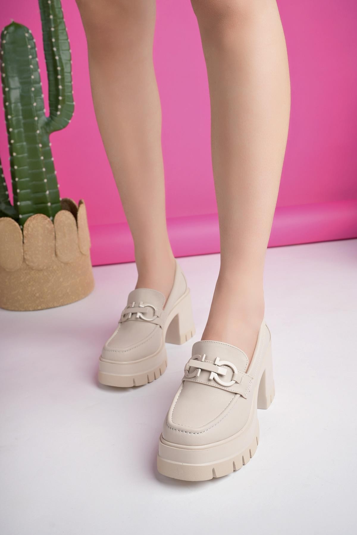 Muggo VALENCİA Garantili Kadın Kalın Topuklu Yuvarlak Burunlu Metal Tokalı Loafer Günlük Ayakkabı - TEN