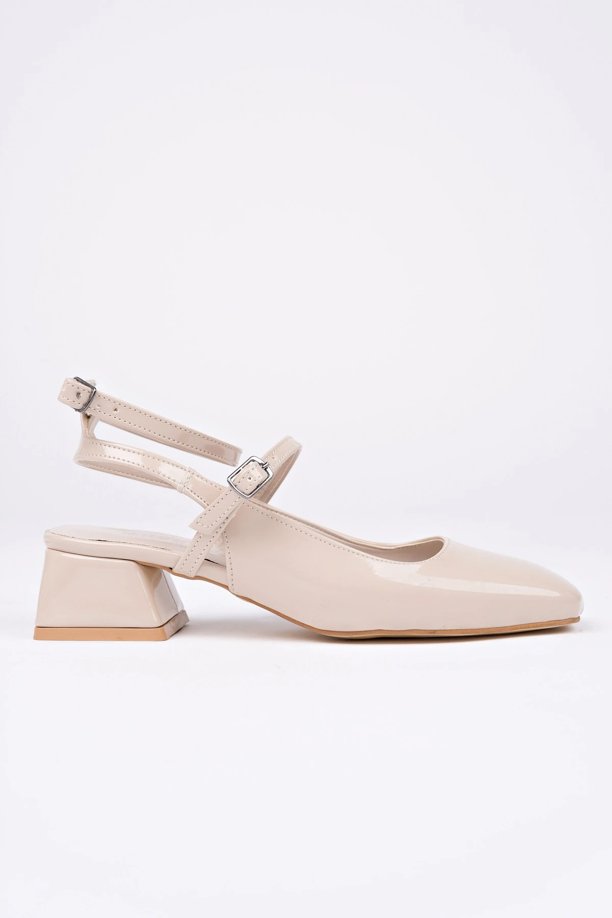 Muggo CHOPRA Kare Burun Çift Kemerli Bilekten Bağlamalı Arkası Açık Kısa Topuklu Ayakkabı