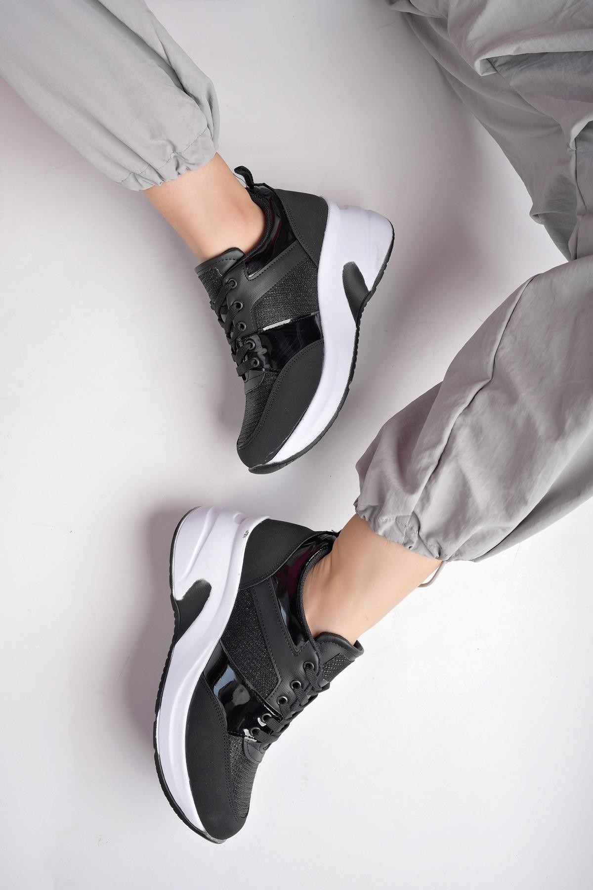 Muggo MARLON Garantili Kadın Ortopedik Yüksek Taban Günlük Bağcıklı Simli Sneaker Spor Ayakkabı - SİYAH