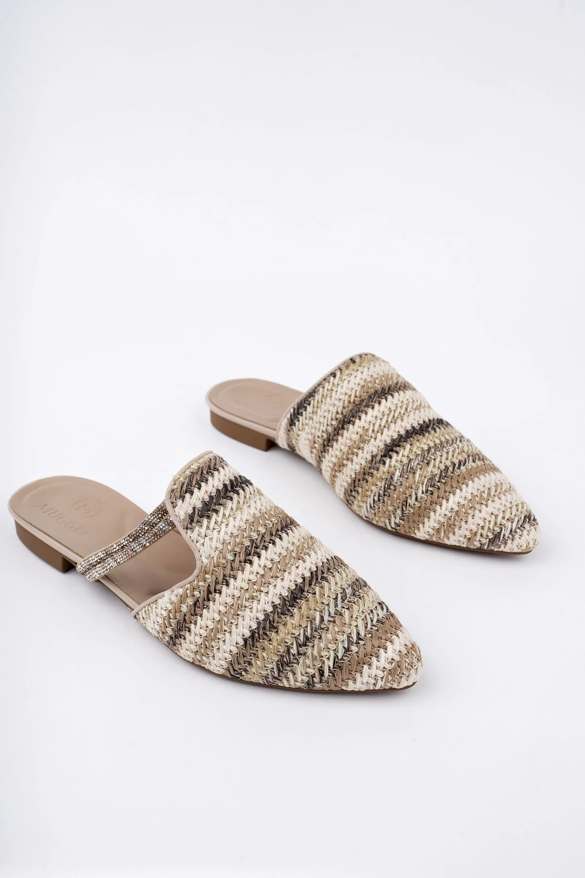 Muggo JAYLİN Önü Kapalı Kadın Taşlı Günlük Hasır Terlik