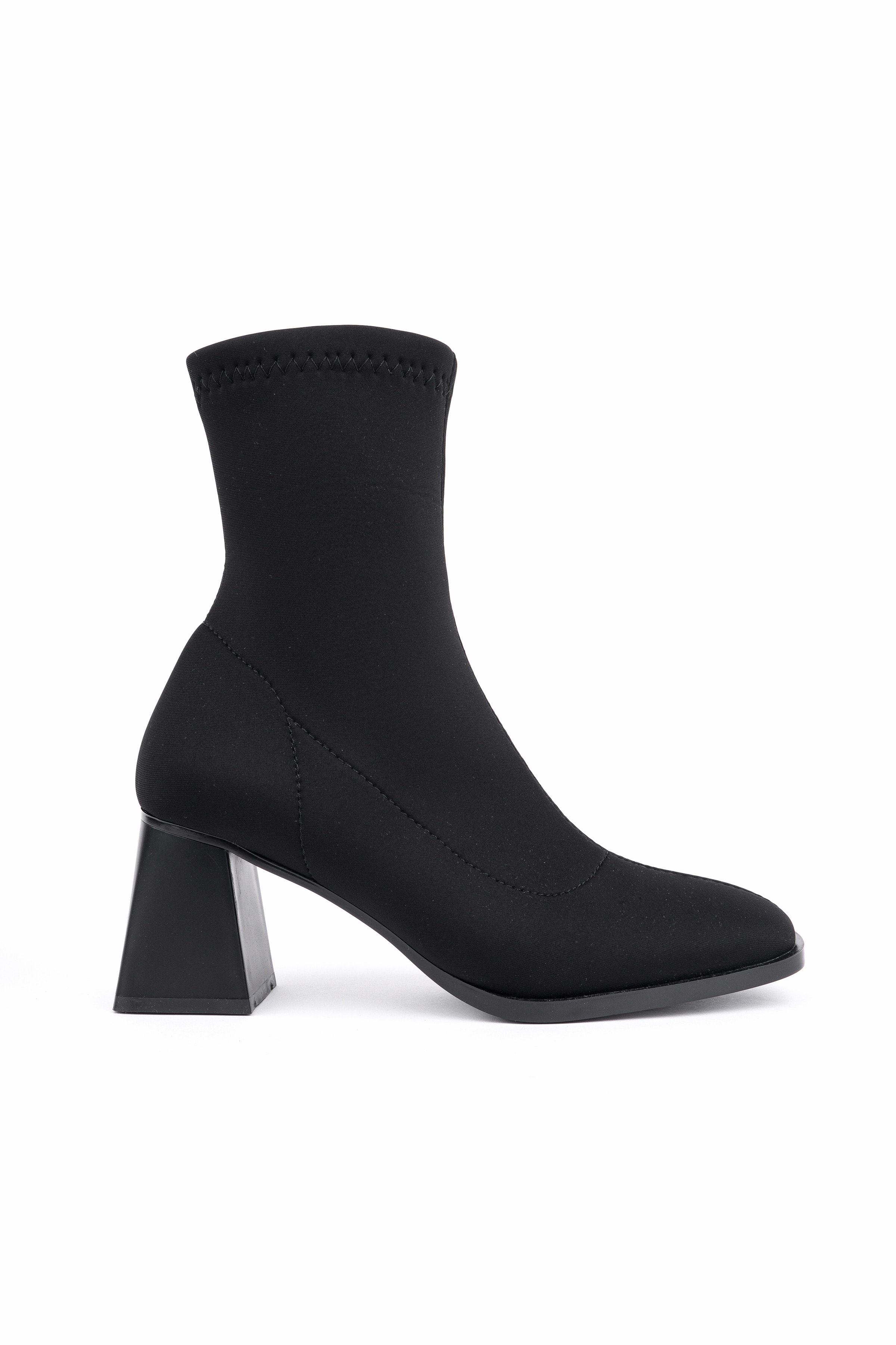 Muggo CRYON Küt Burun Kalın Topuklu Kadın Streç Bot - SİYAH