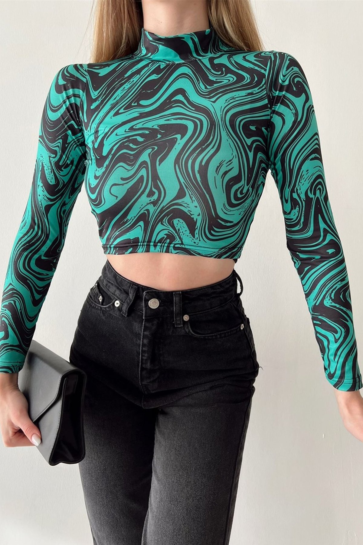 Yeşil Digital Dik Yaka Crop Bluz