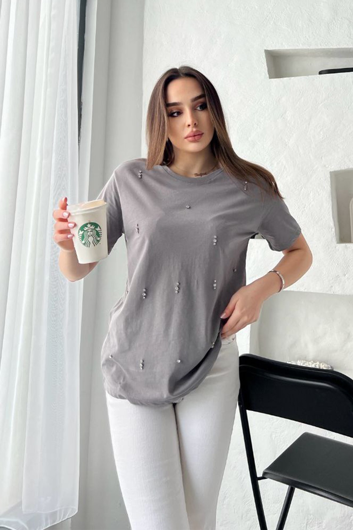 Bisiklet Yaka Taş Detaylı Tişört