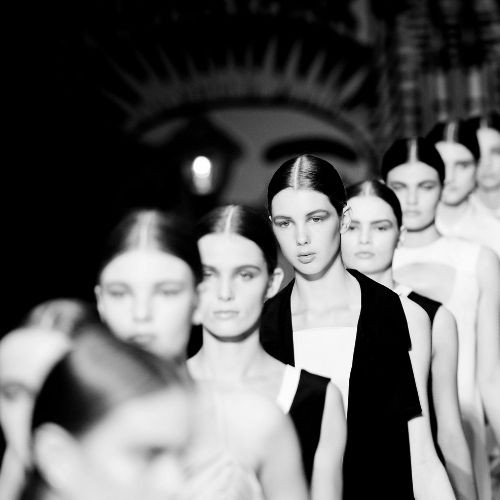 Fashion Week 25