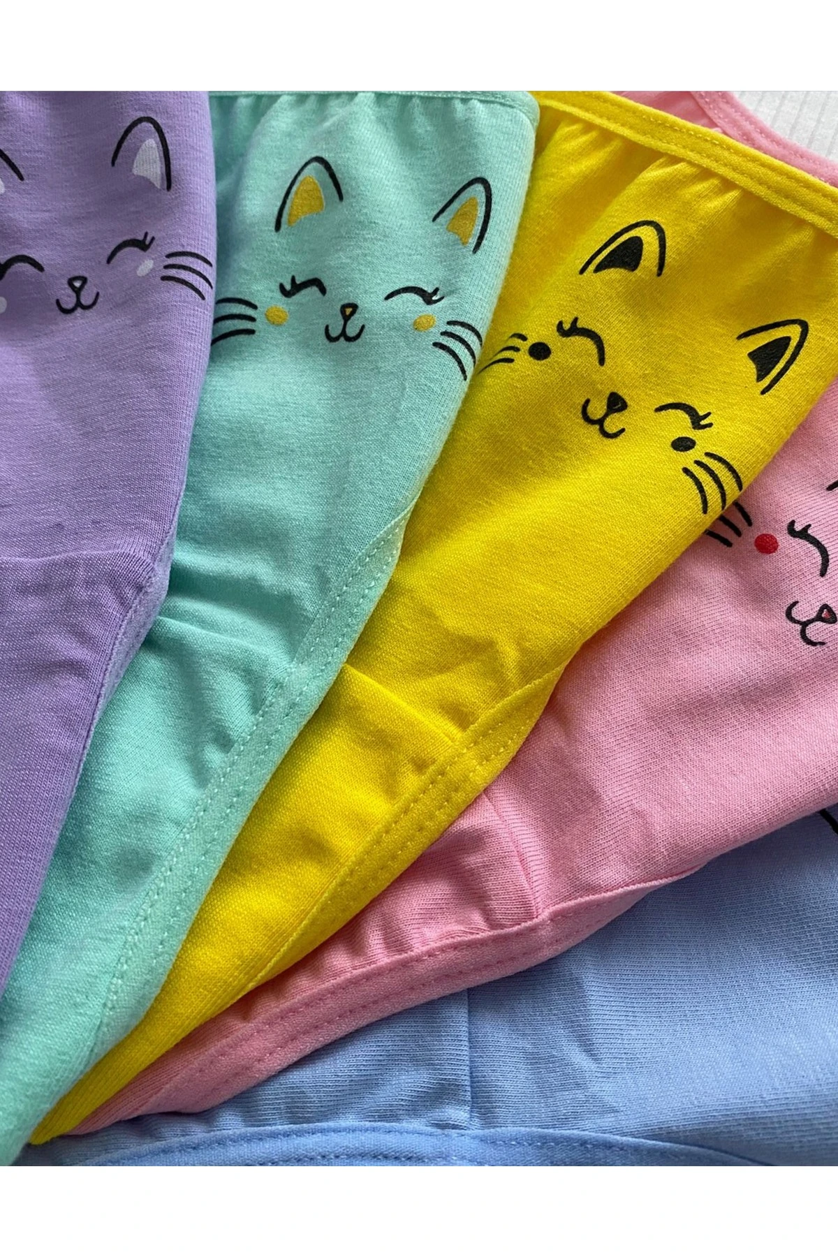ALYA UNDERWEAR Kedi Baskılı Pamuklu Kız Çocuk Külot, Renkli Slip Külot