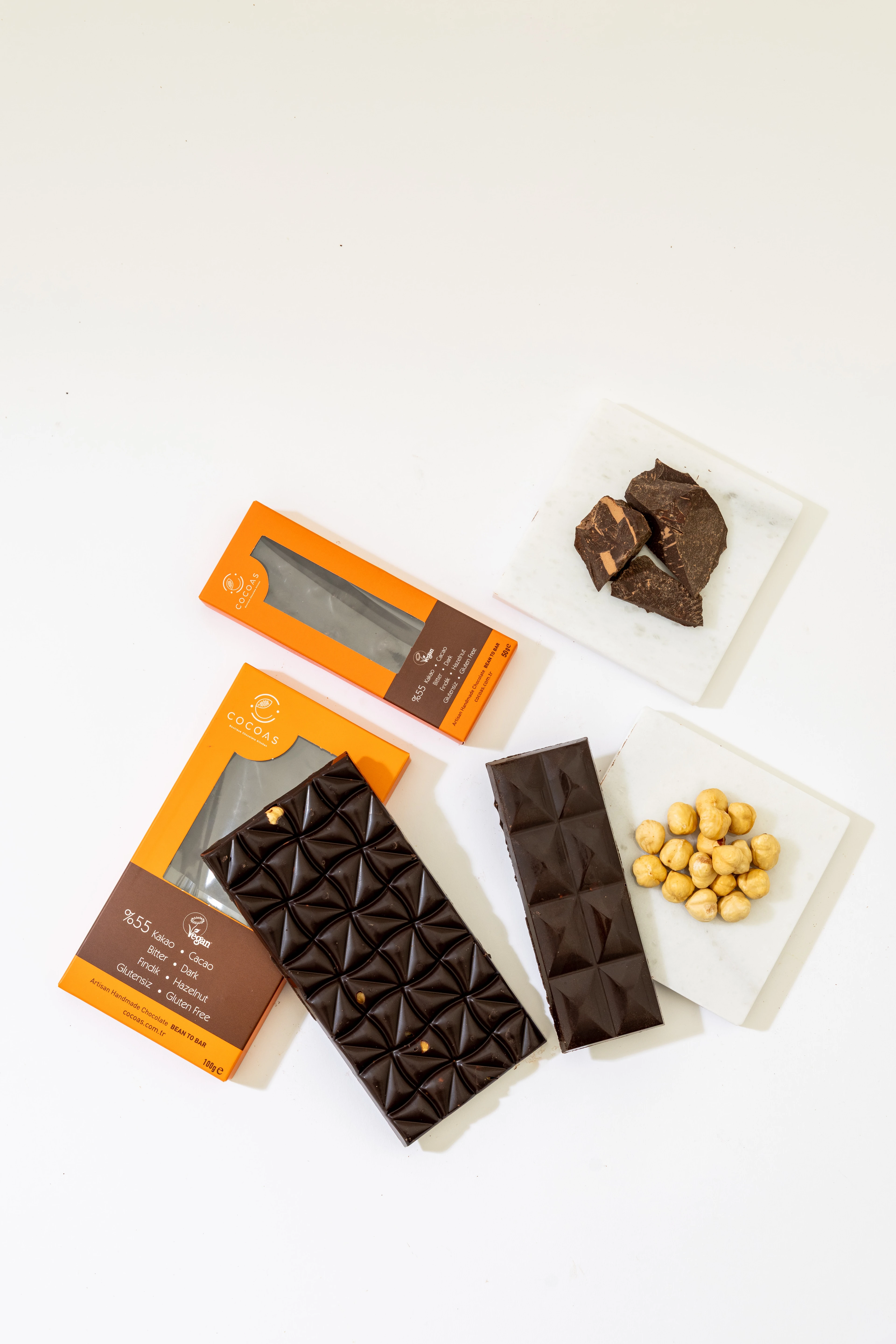 Fındık Parçalı Vegan Bitter Tablet Çikolata