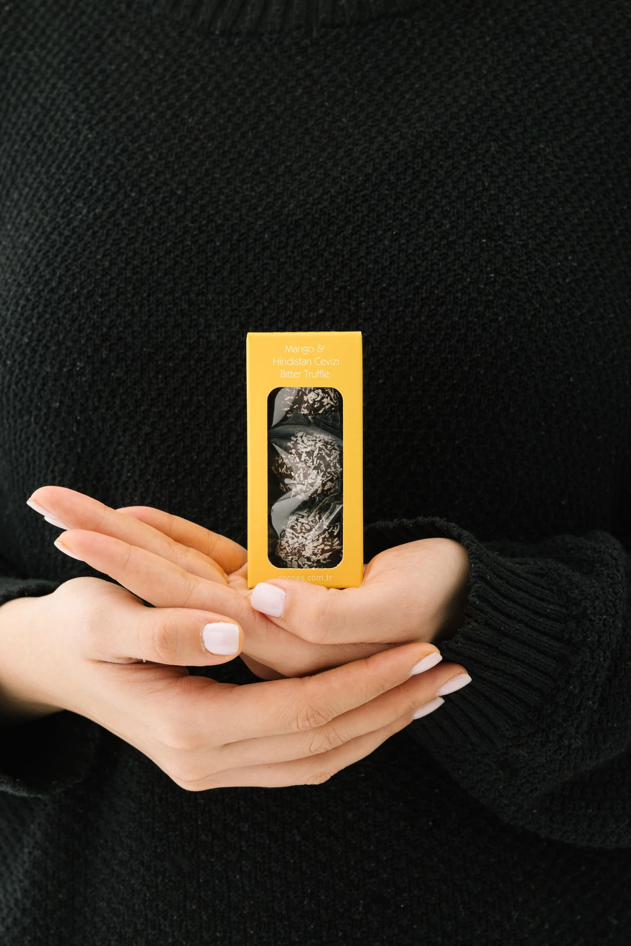 Mango ve Hindistan Cevizi — Vegan Bitter Truffle Mini Çikolata