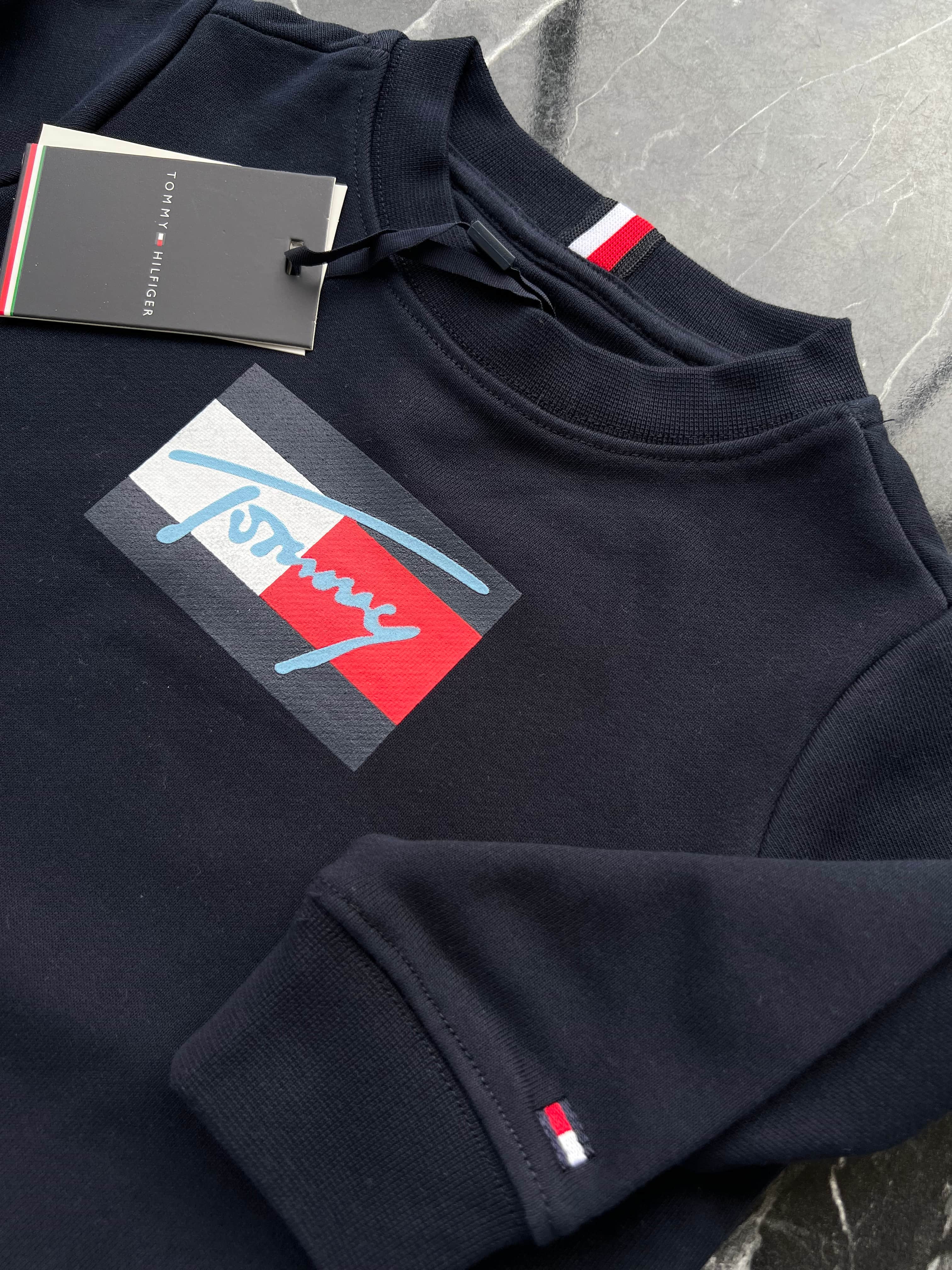 Swetshirt