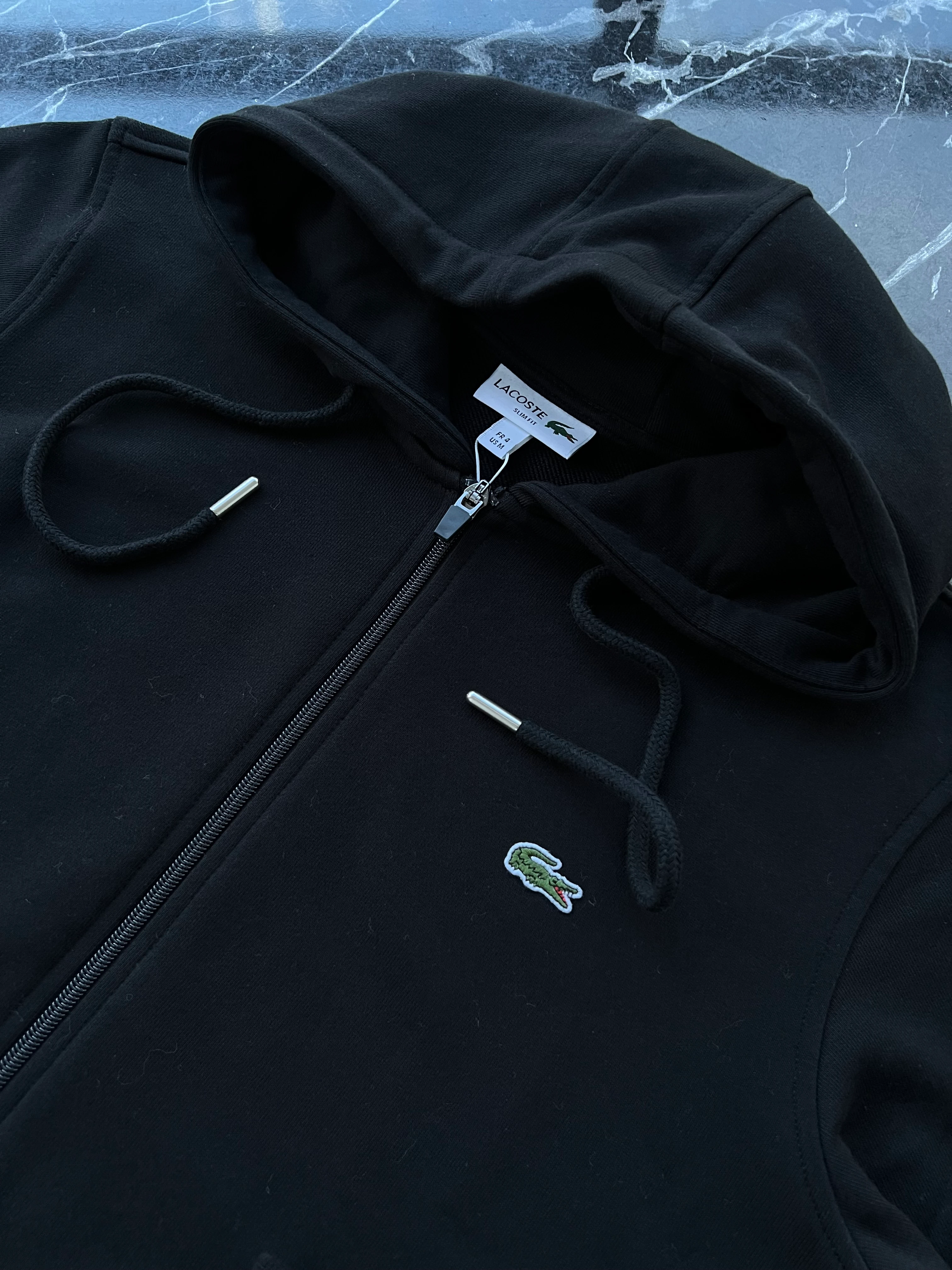 KAPÜŞONLU SWETSHİRT HIRKA