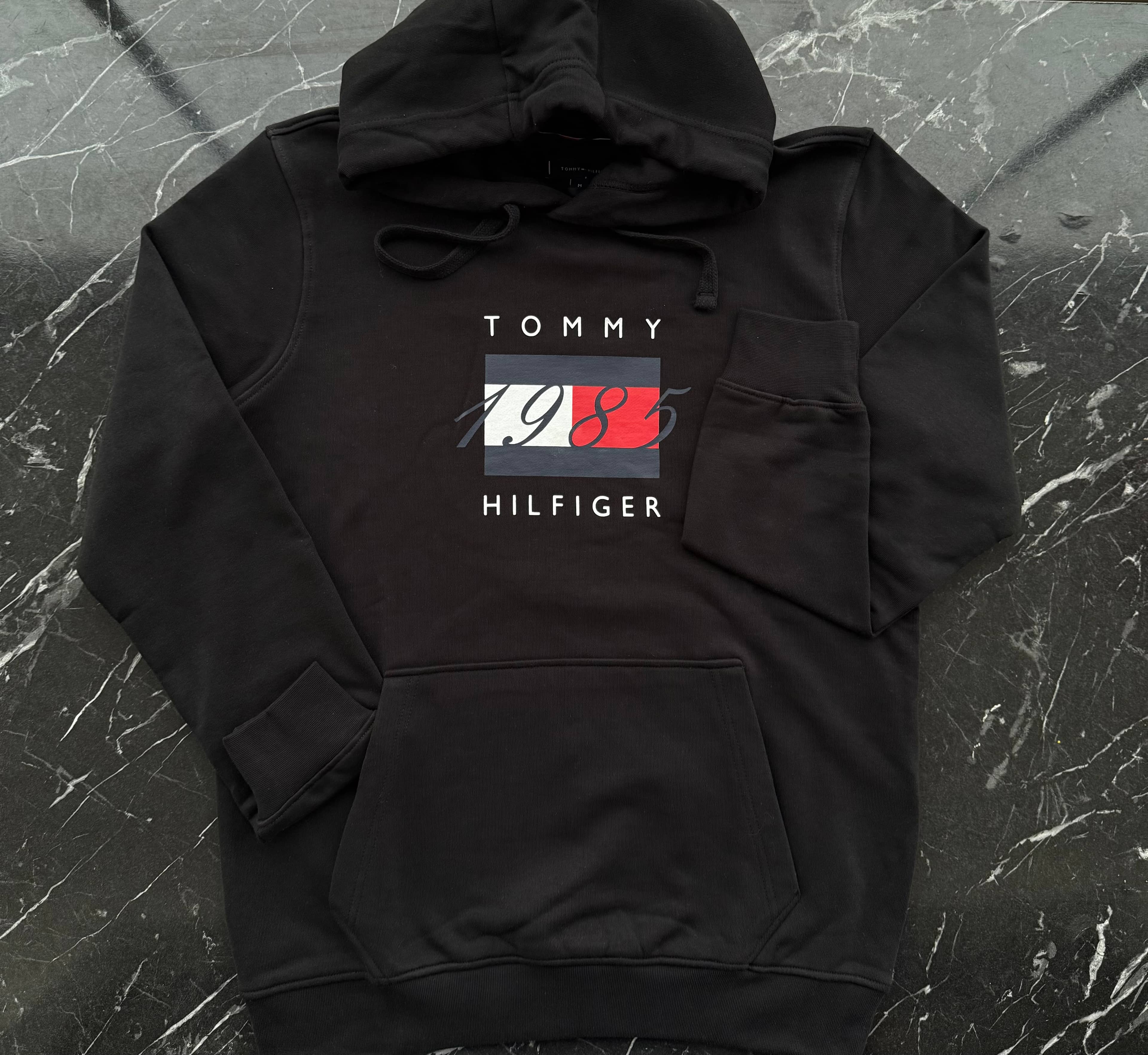 Kapüşonlu Swetshirt