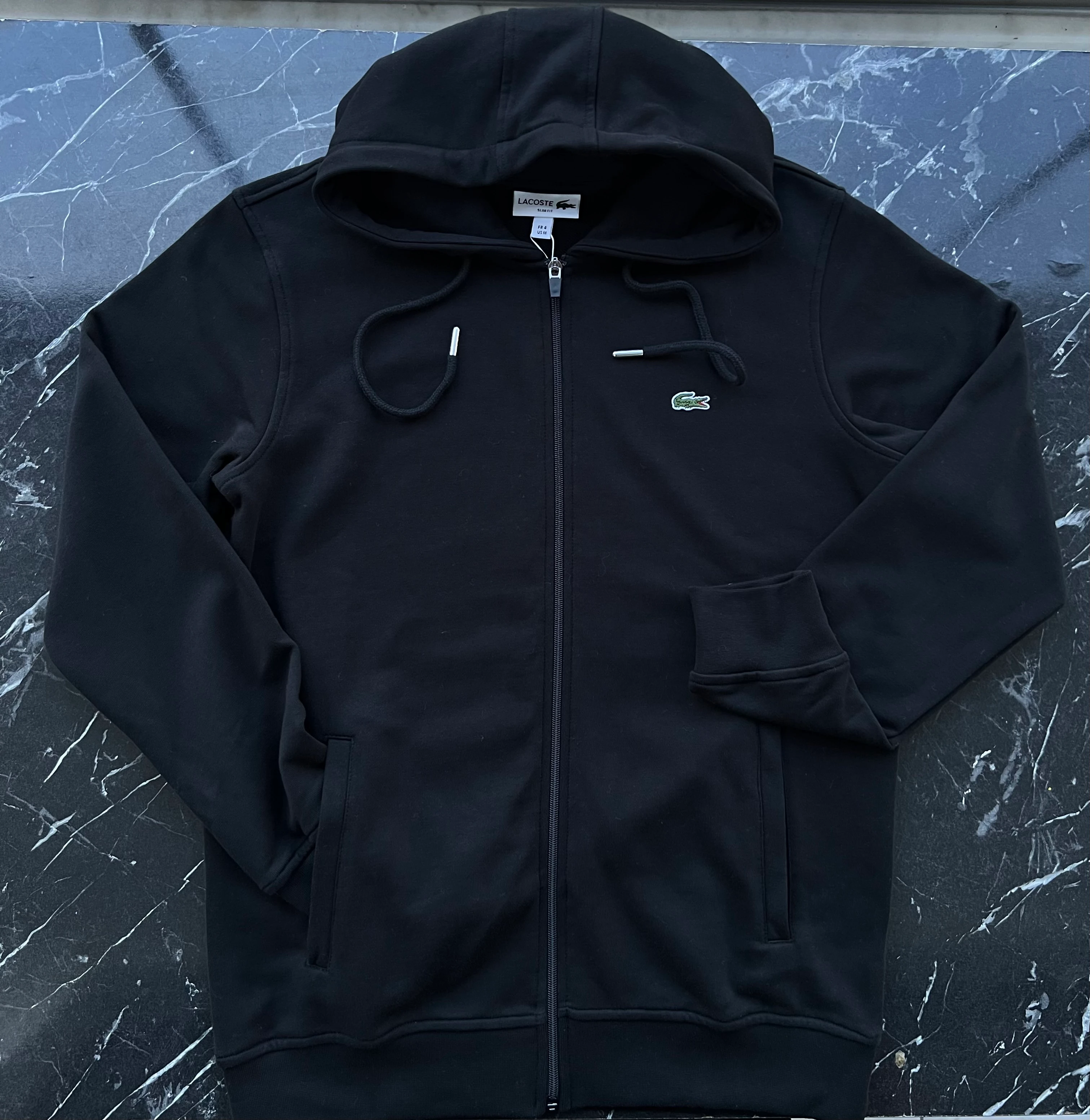 KAPÜŞONLU SWETSHİRT HIRKA