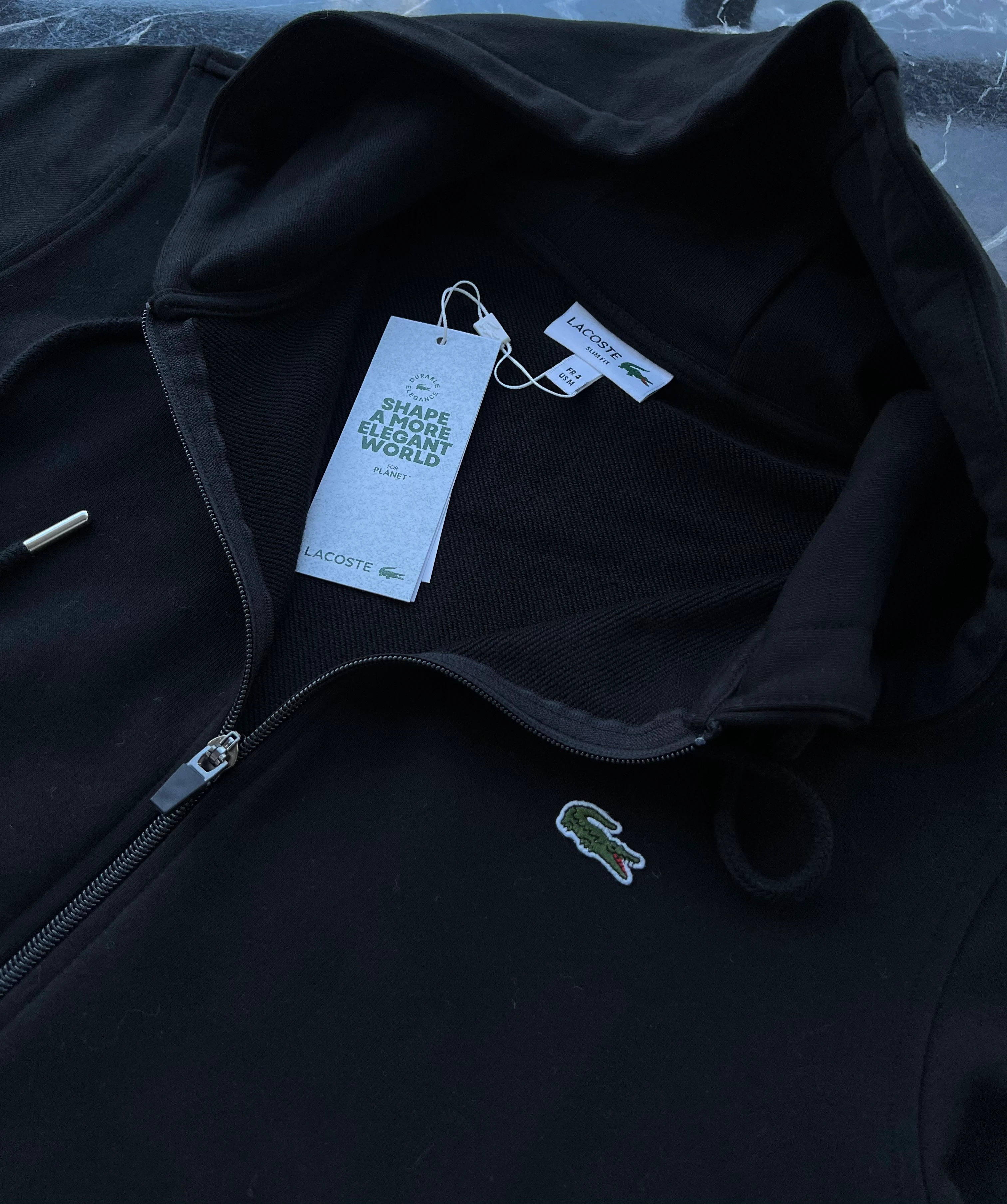 KAPÜŞONLU SWETSHİRT HIRKA