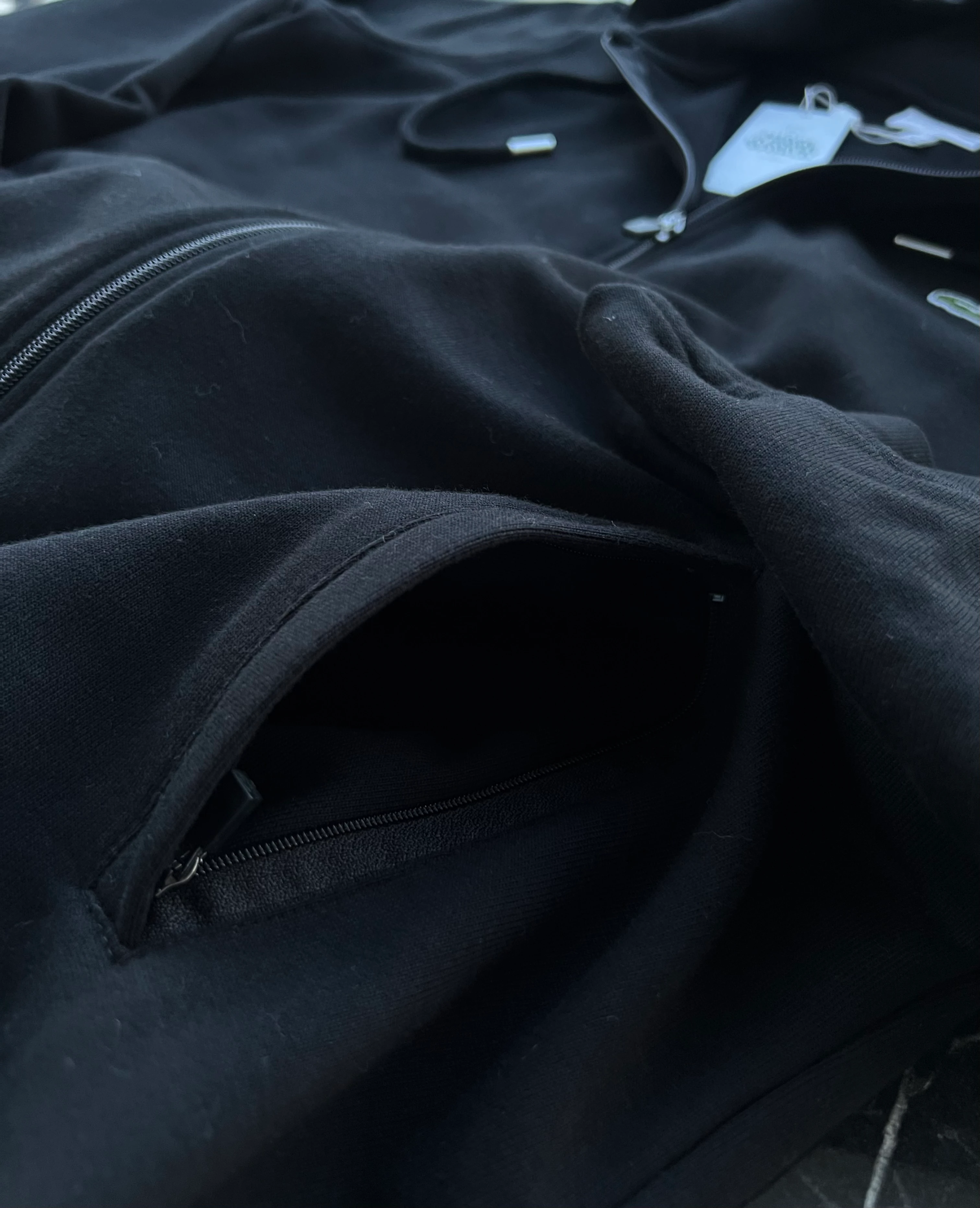 KAPÜŞONLU SWETSHİRT HIRKA