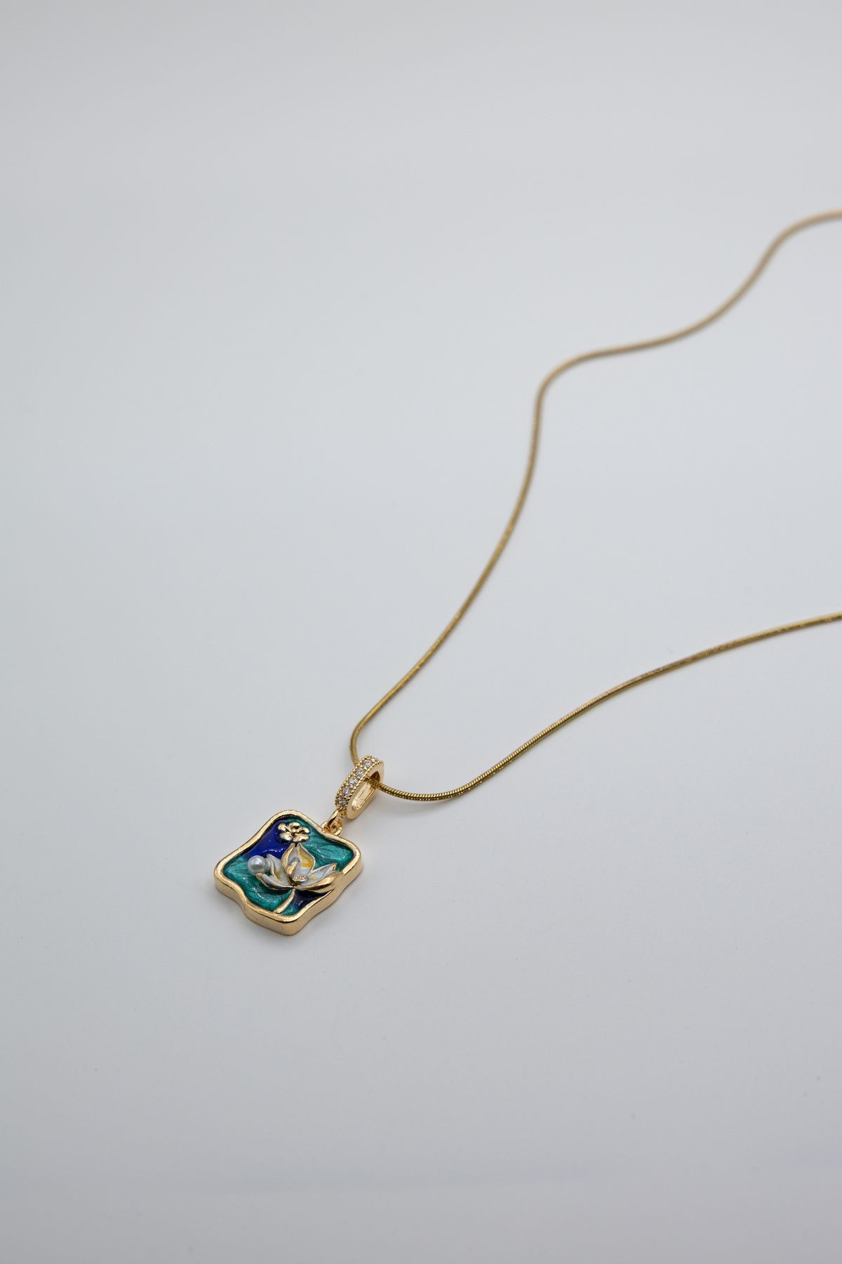 Lotus Pearl Kolye
