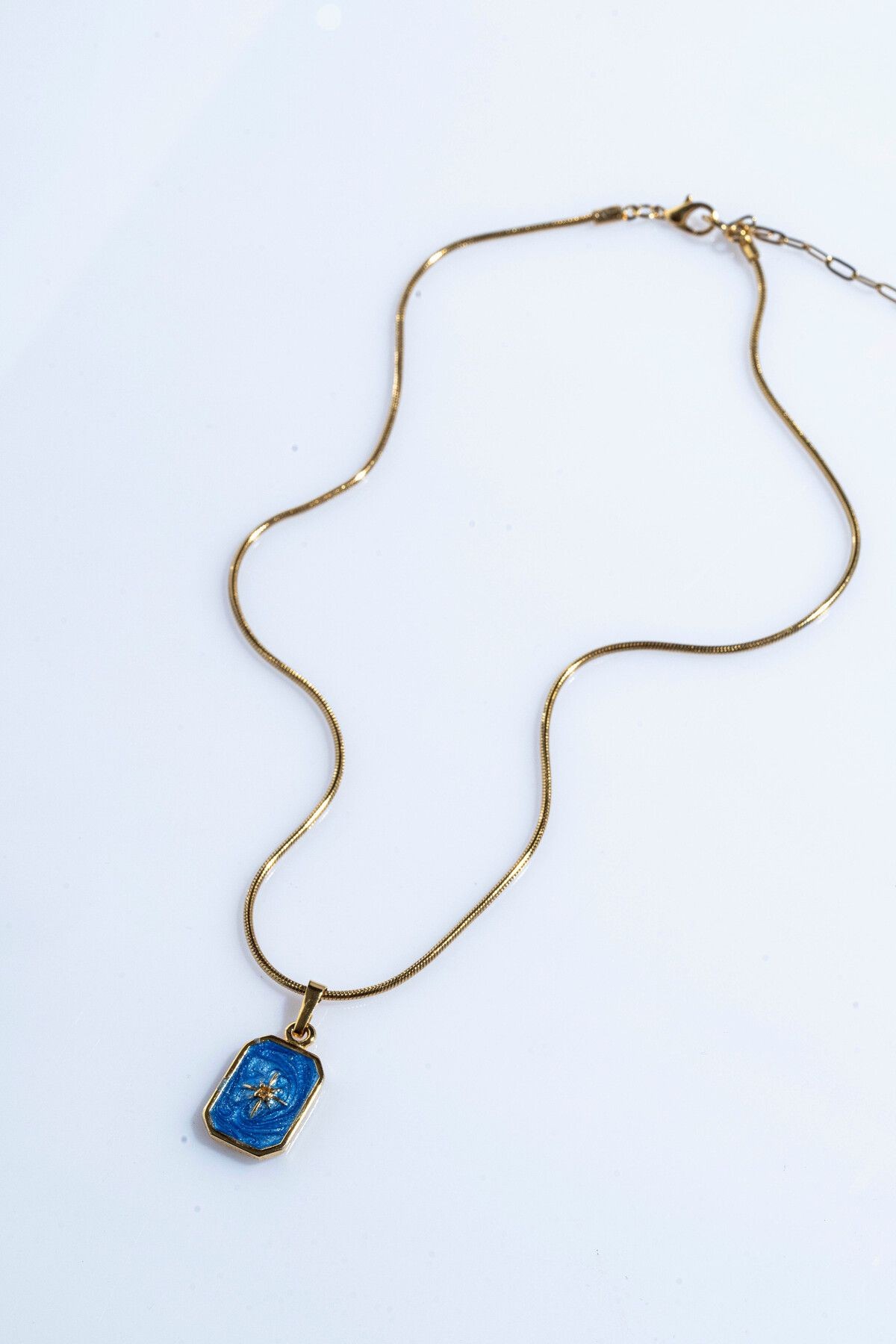 Astra Charm Kolye