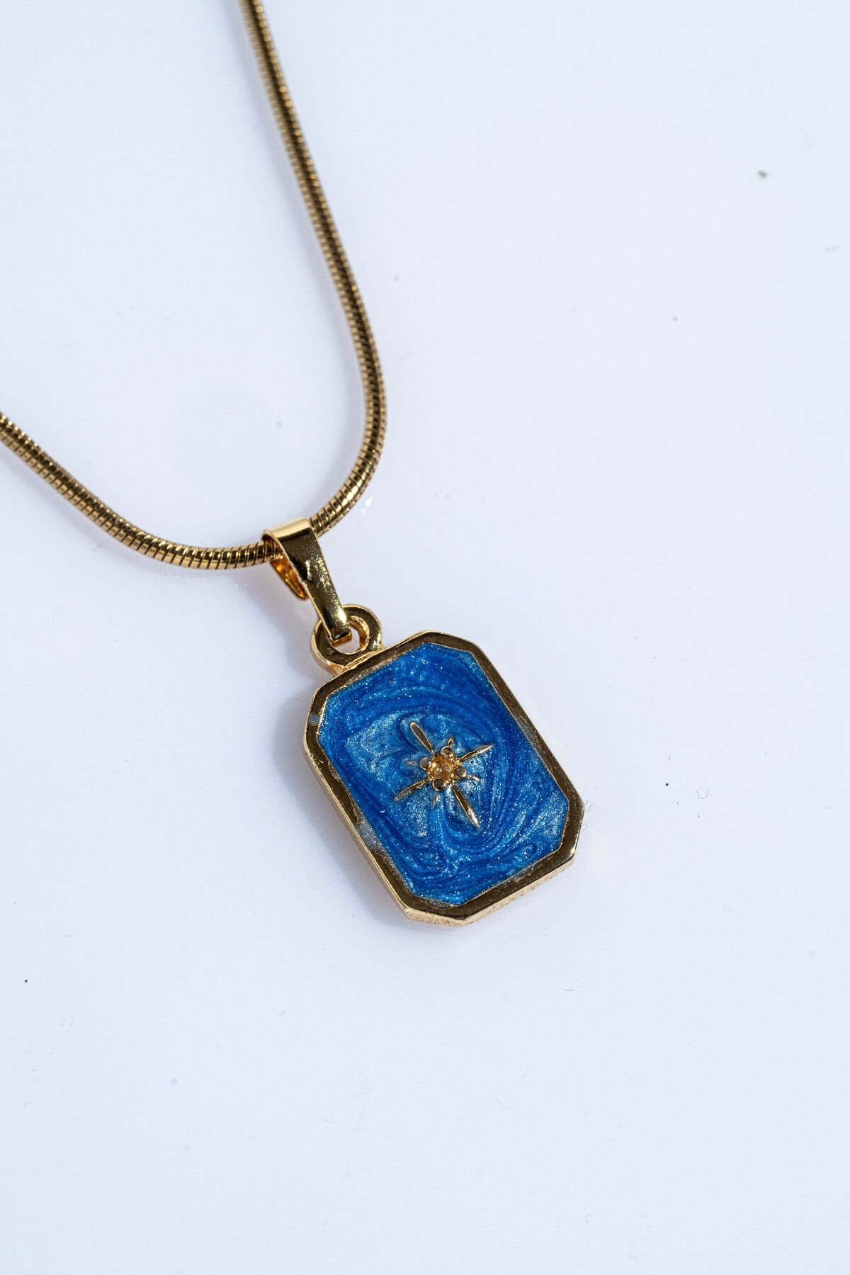 Astra Charm Kolye