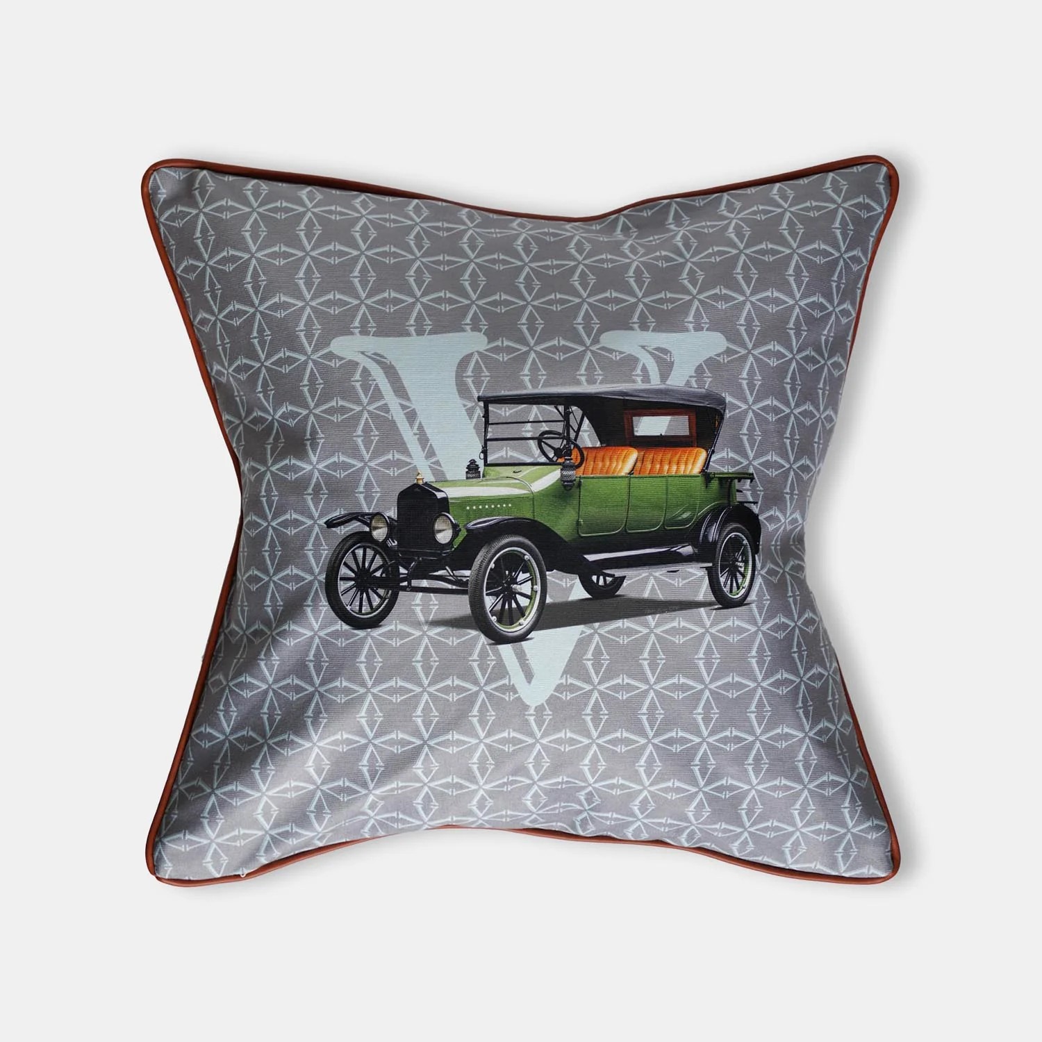 Vitelli Classic Cars 20's Dekoratif Yastık 55x55 Cm